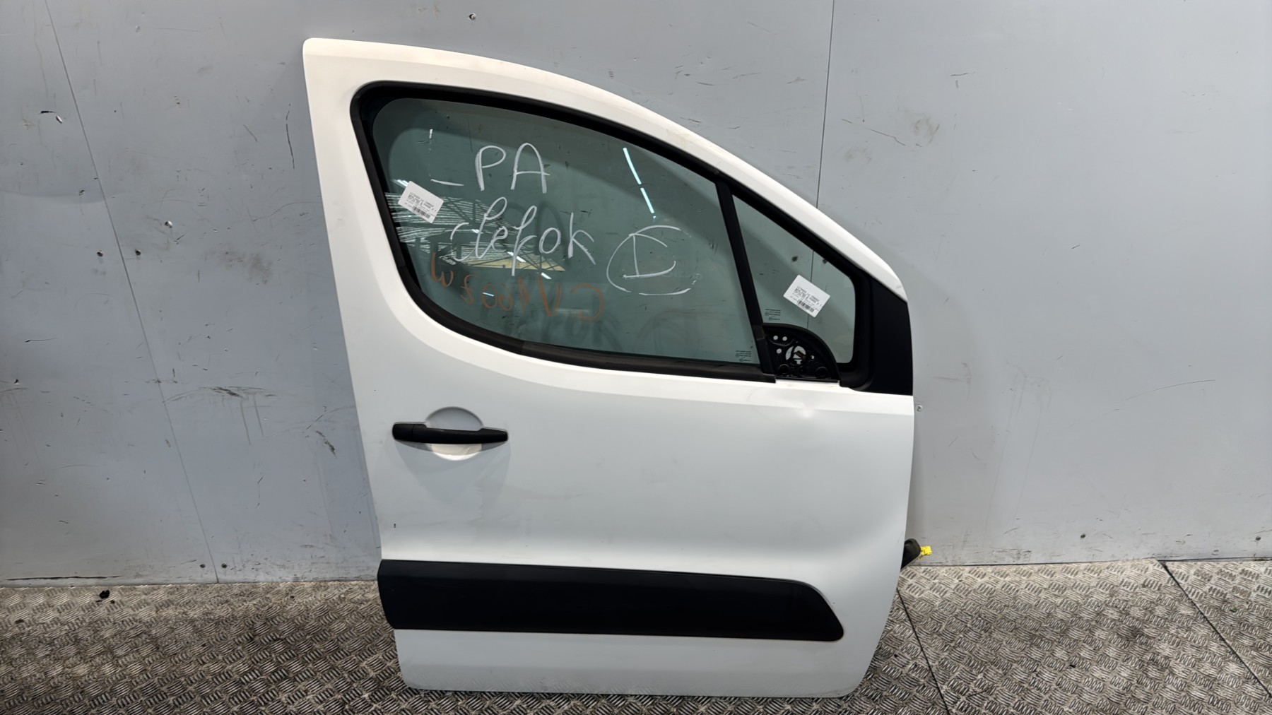 Porte avant droit citroen berlingo 2 phase 2