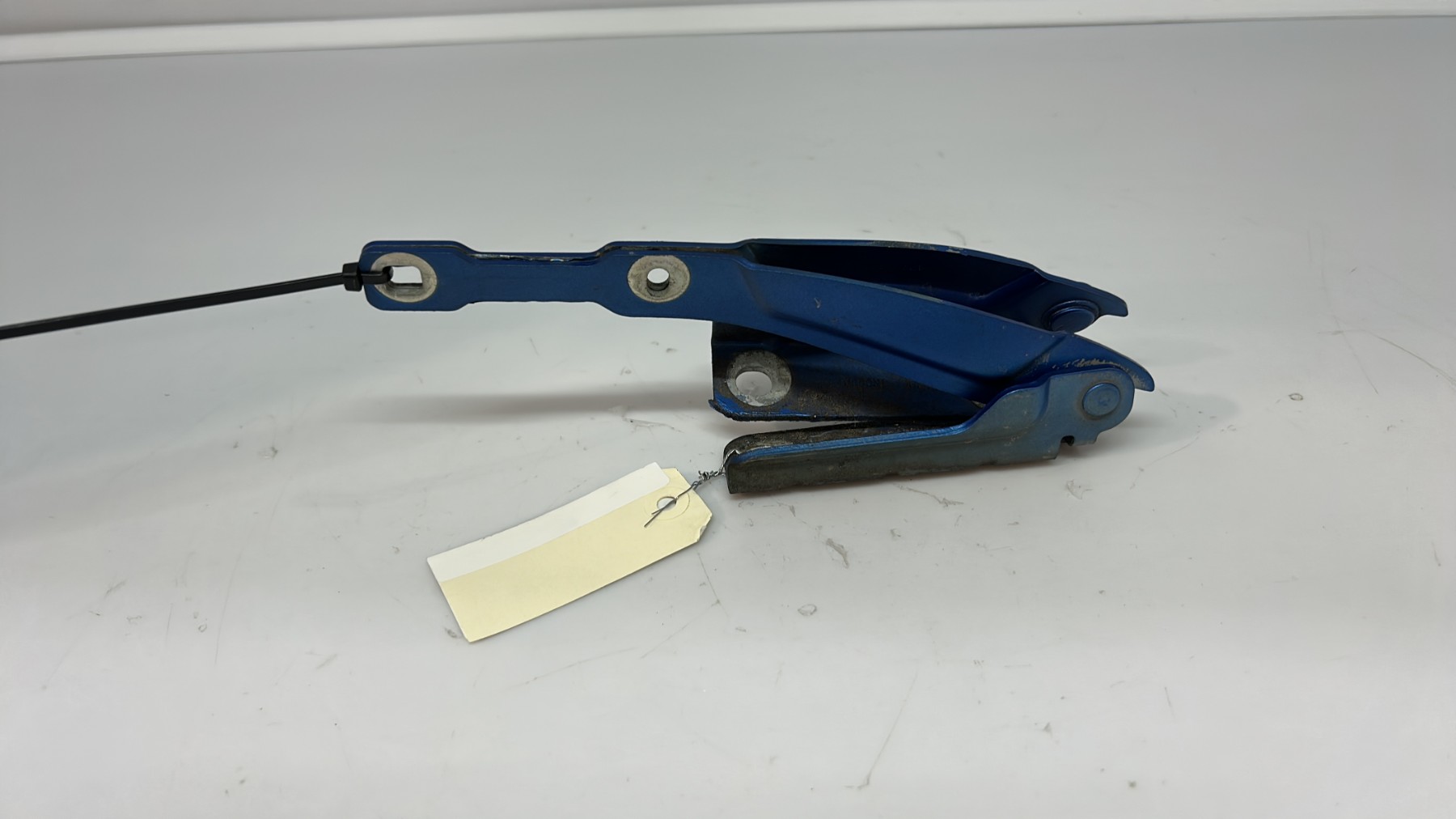 Charniere de capot dacia sandero 2 phase 1