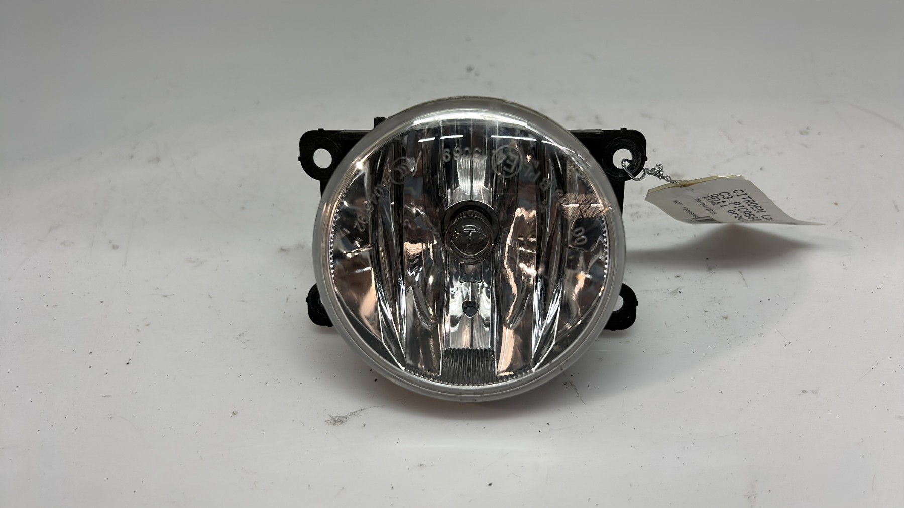 Anti brouillard gauche (feux) citroen c3 picasso phase 2