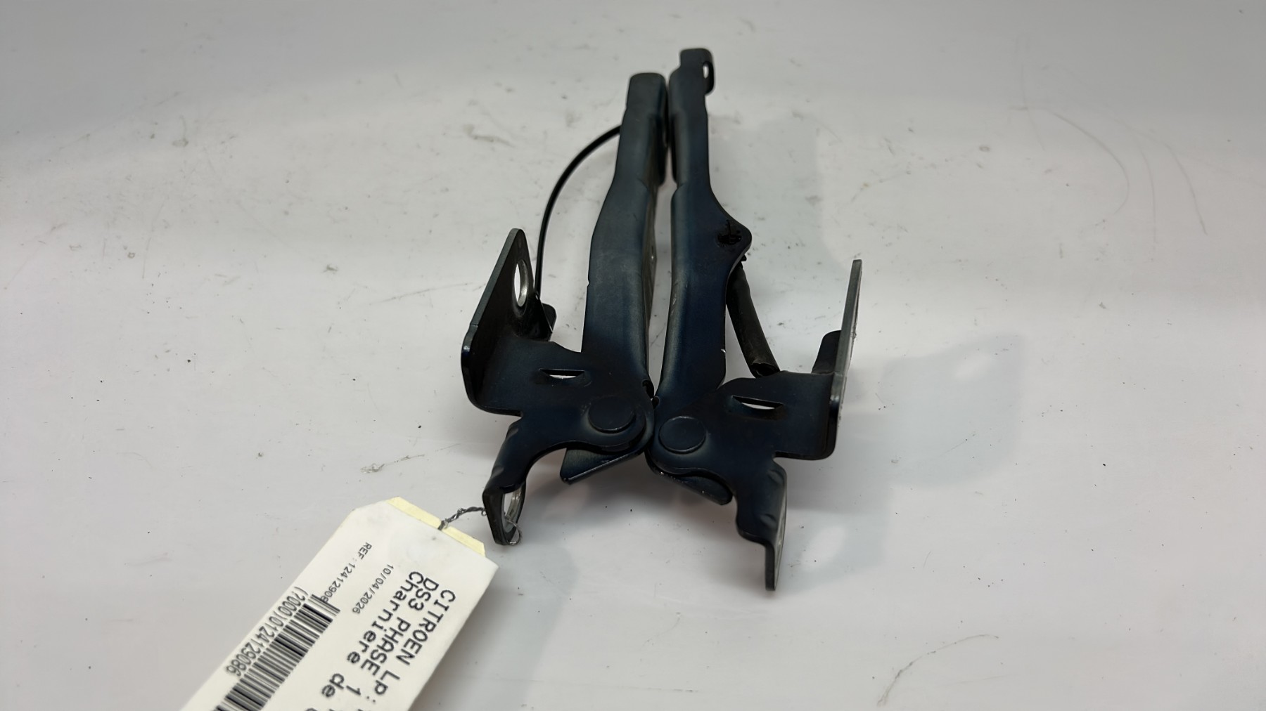 Charniere de capot citroen ds3 phase 1
