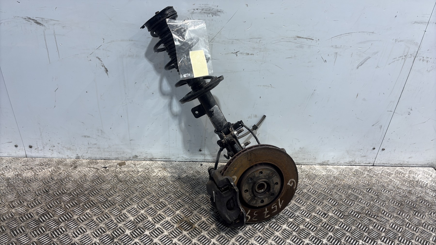 Demi train avant gauche peugeot 208 2 phase 1