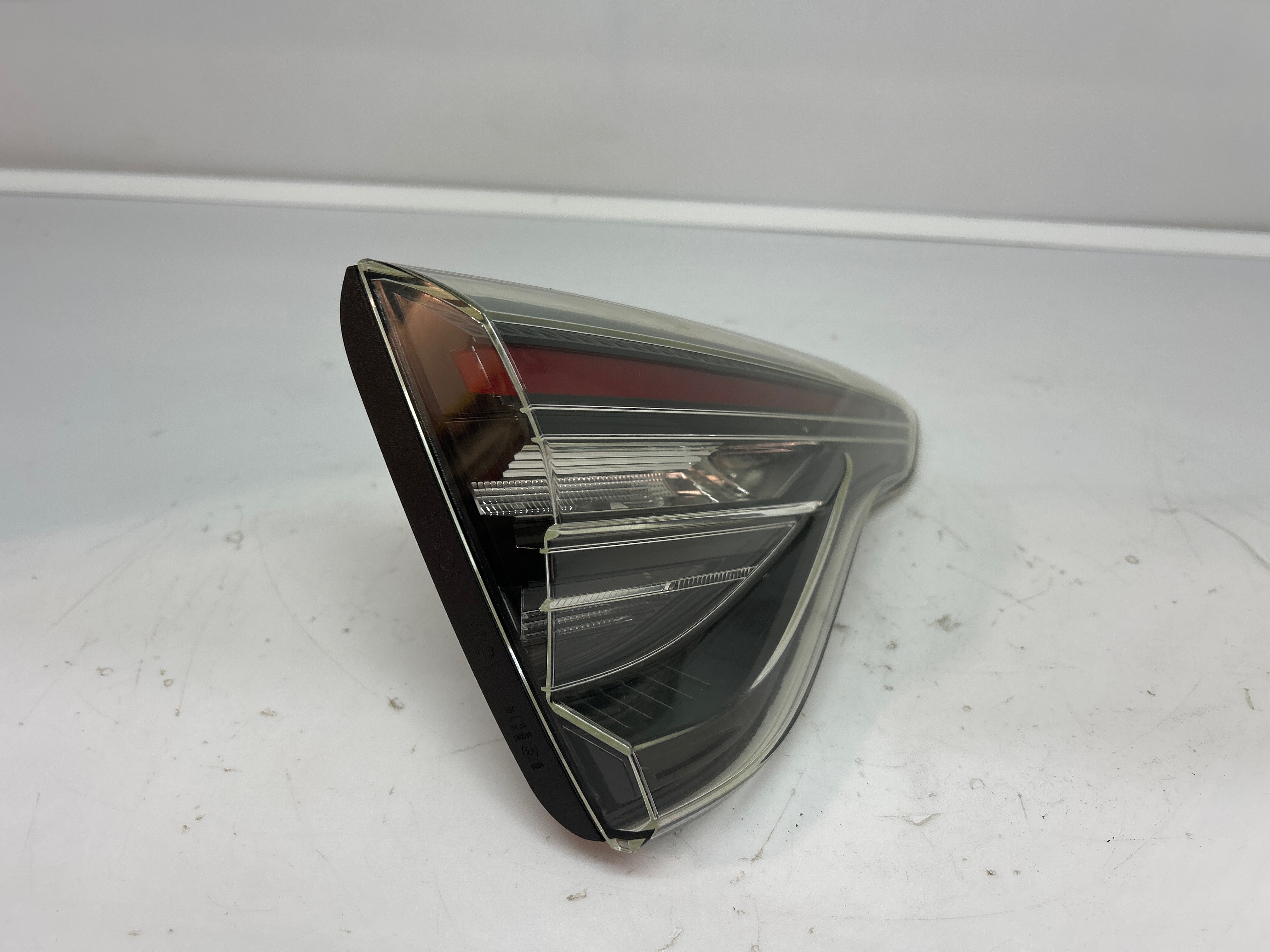 Feu arriere secondaire gauche (feux) renault clio 5 phase 2