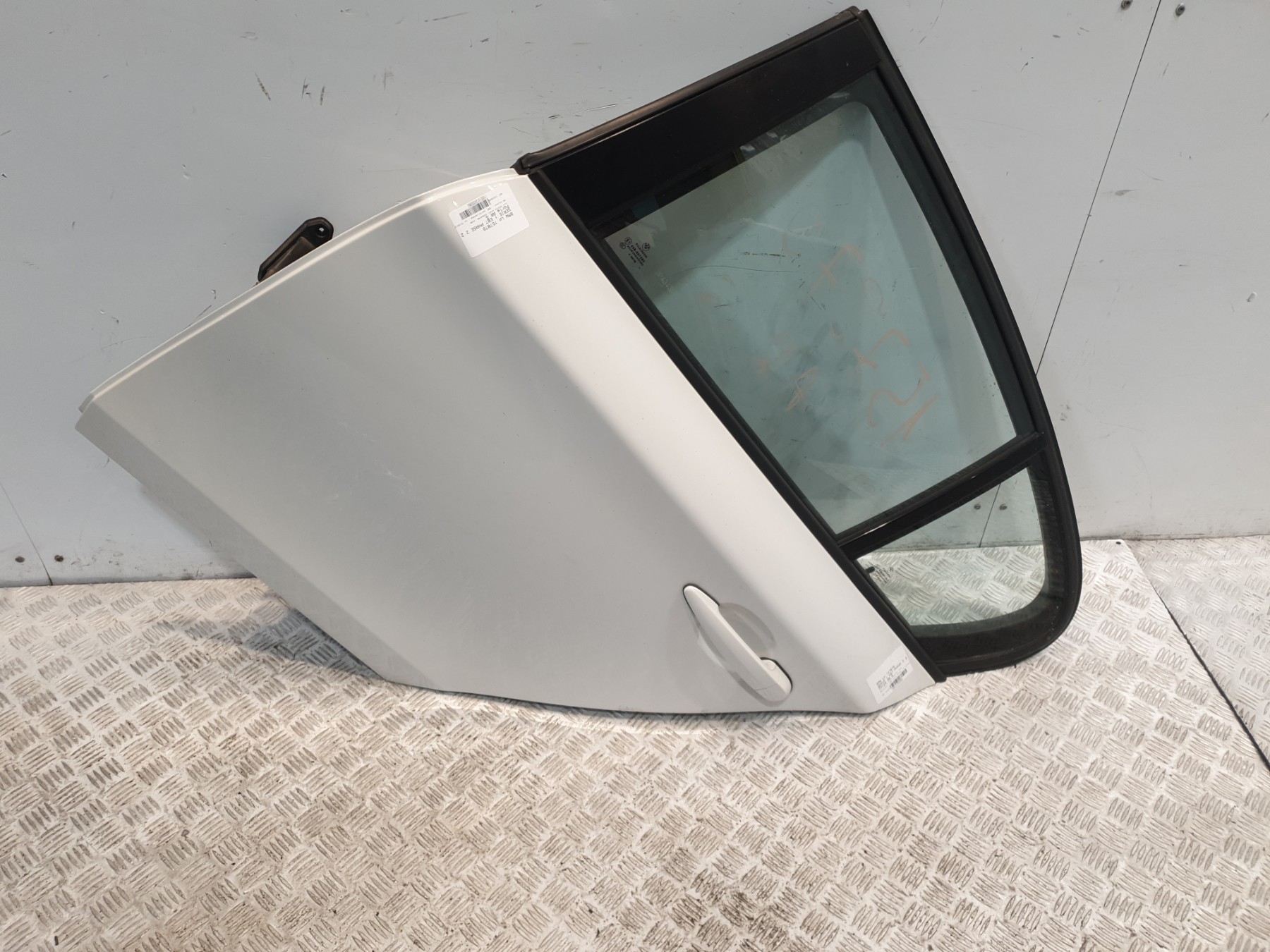 Porte arriere gauche bmw serie 1 e87 phase 2