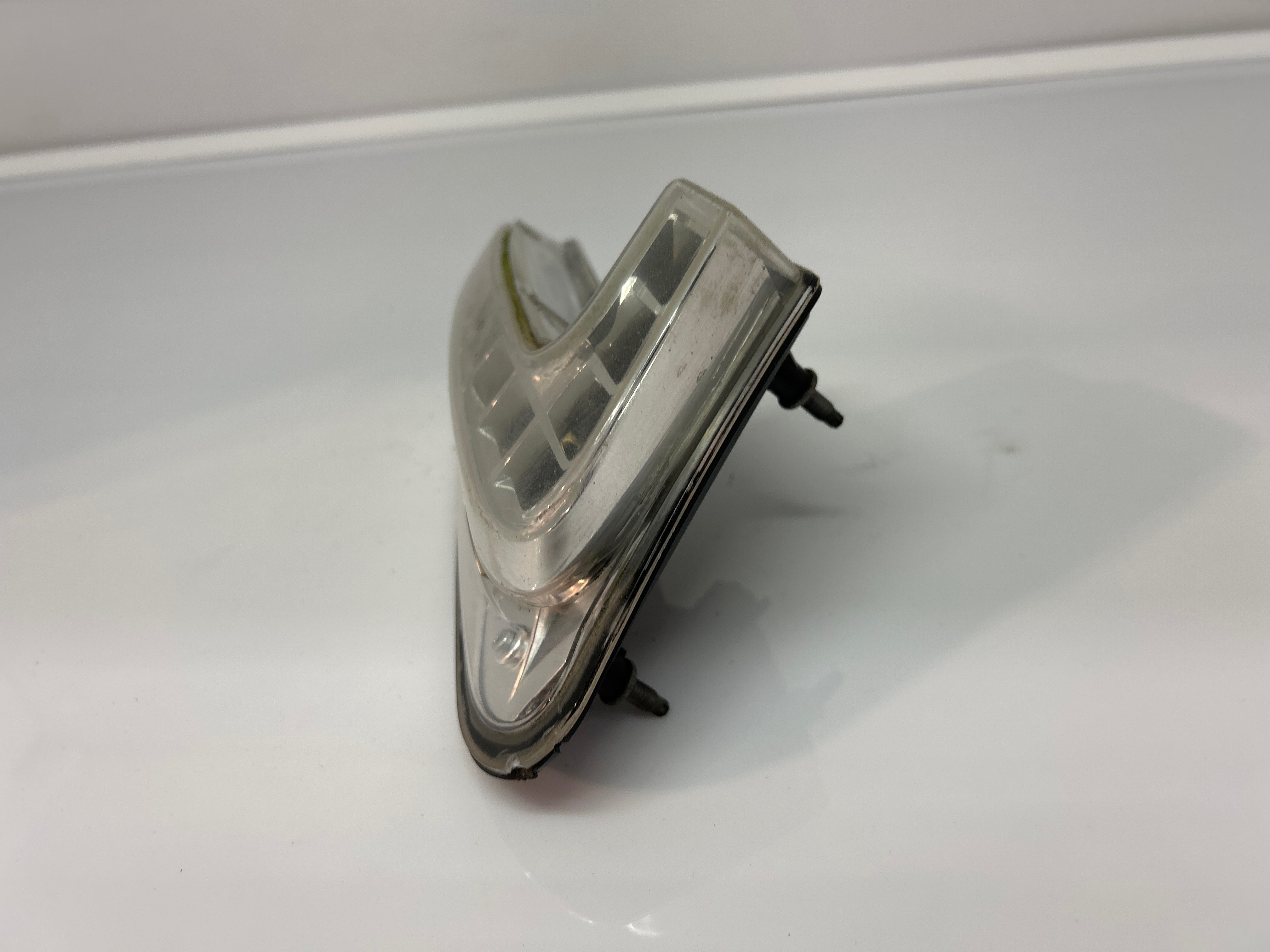 Feu diurne avant droit renault megane 3 phase 2 break