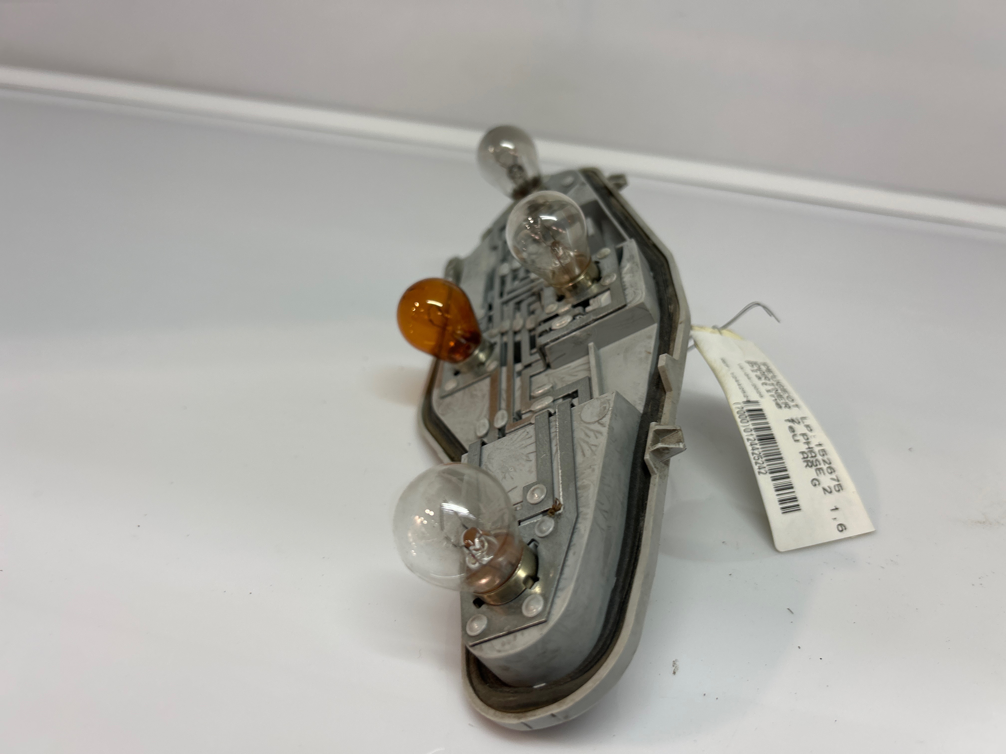 Platine feu arriere gauche peugeot partner 2 phase 2