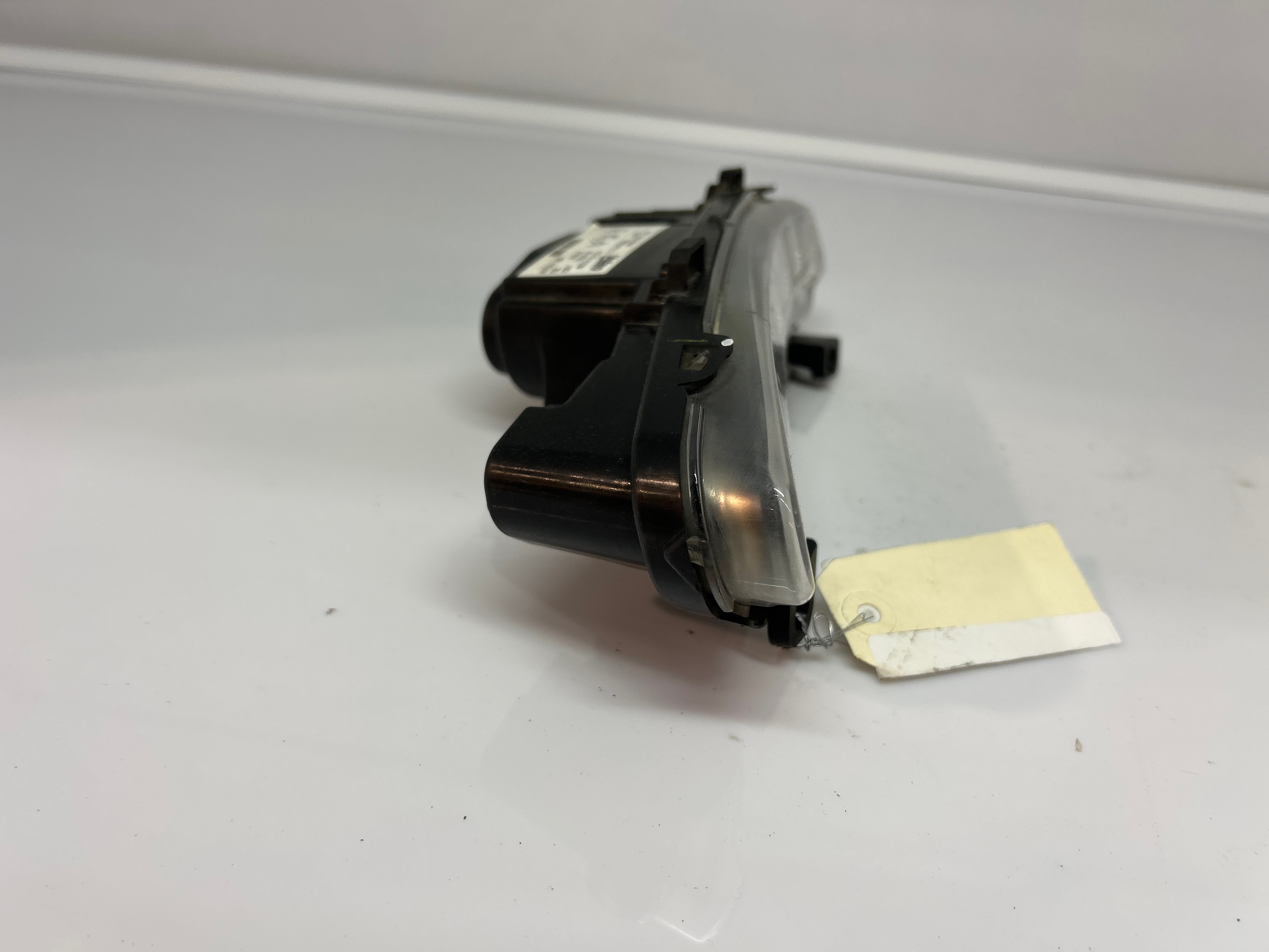 Feu diurne avant gauche citroen ds3 phase 1