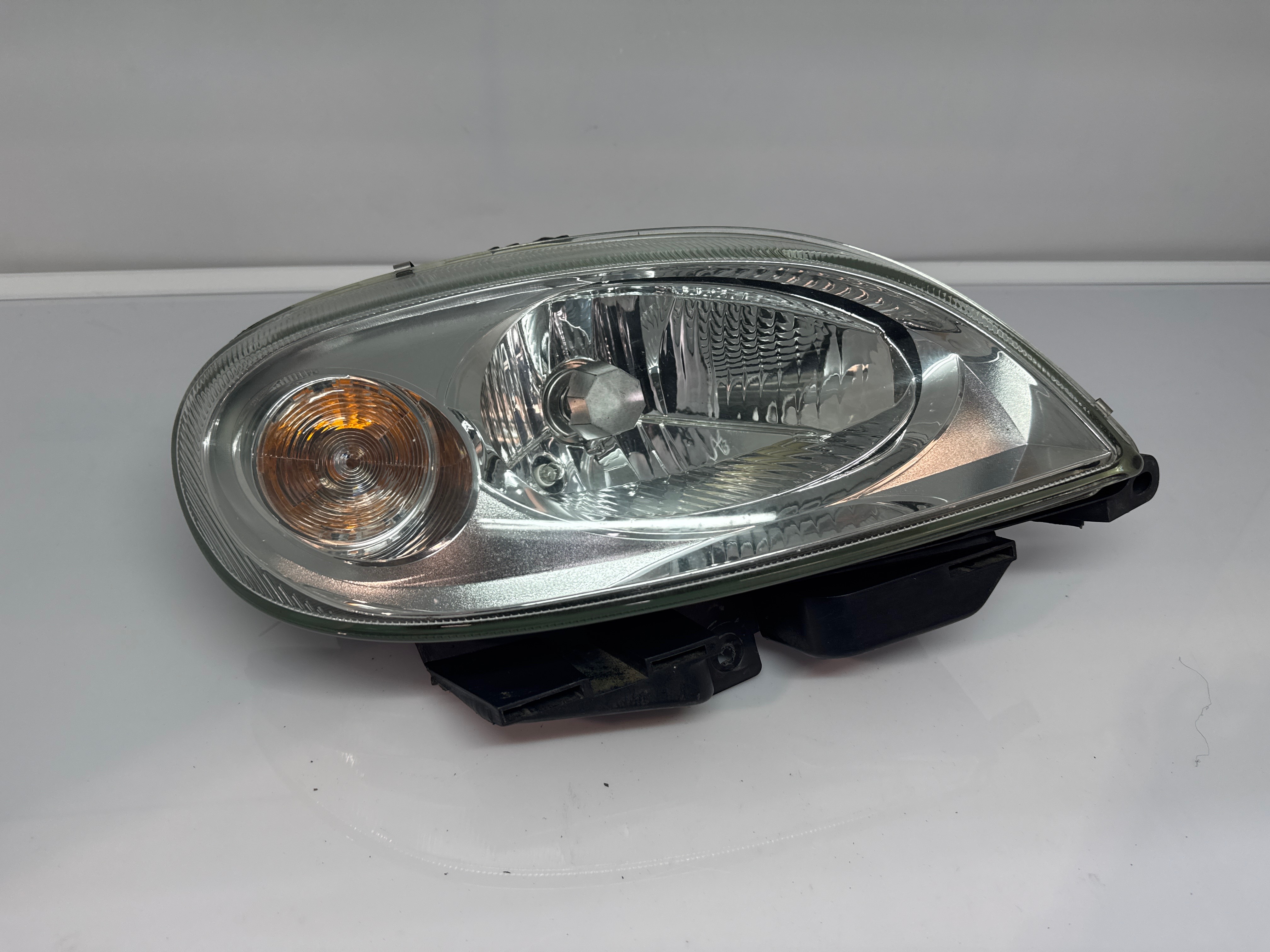 Optique avant principal droit (feux)(phare) citroen saxo phase 2