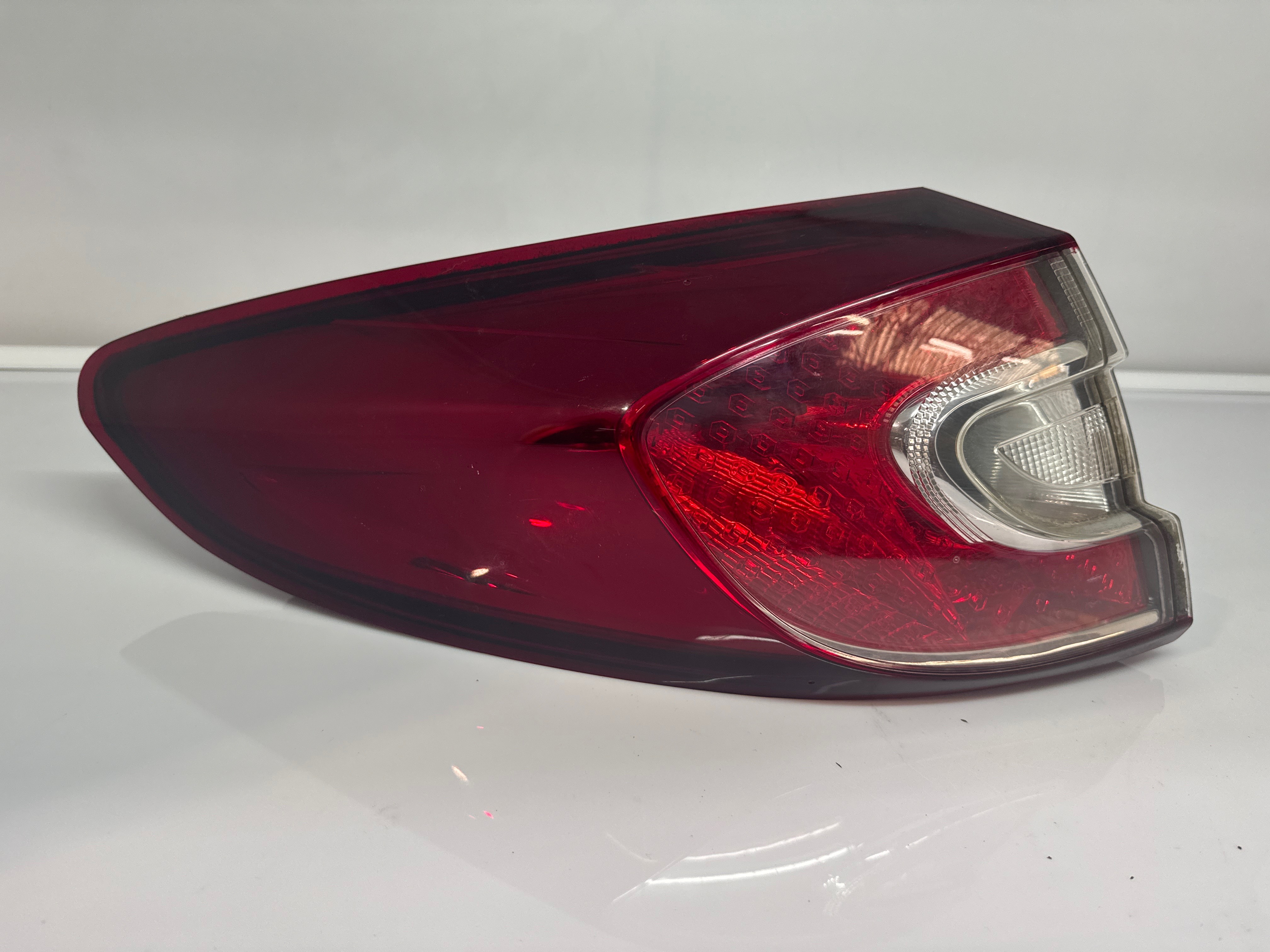 Feu arriere principal gauche (feux) renault megane 3 phase 2 break