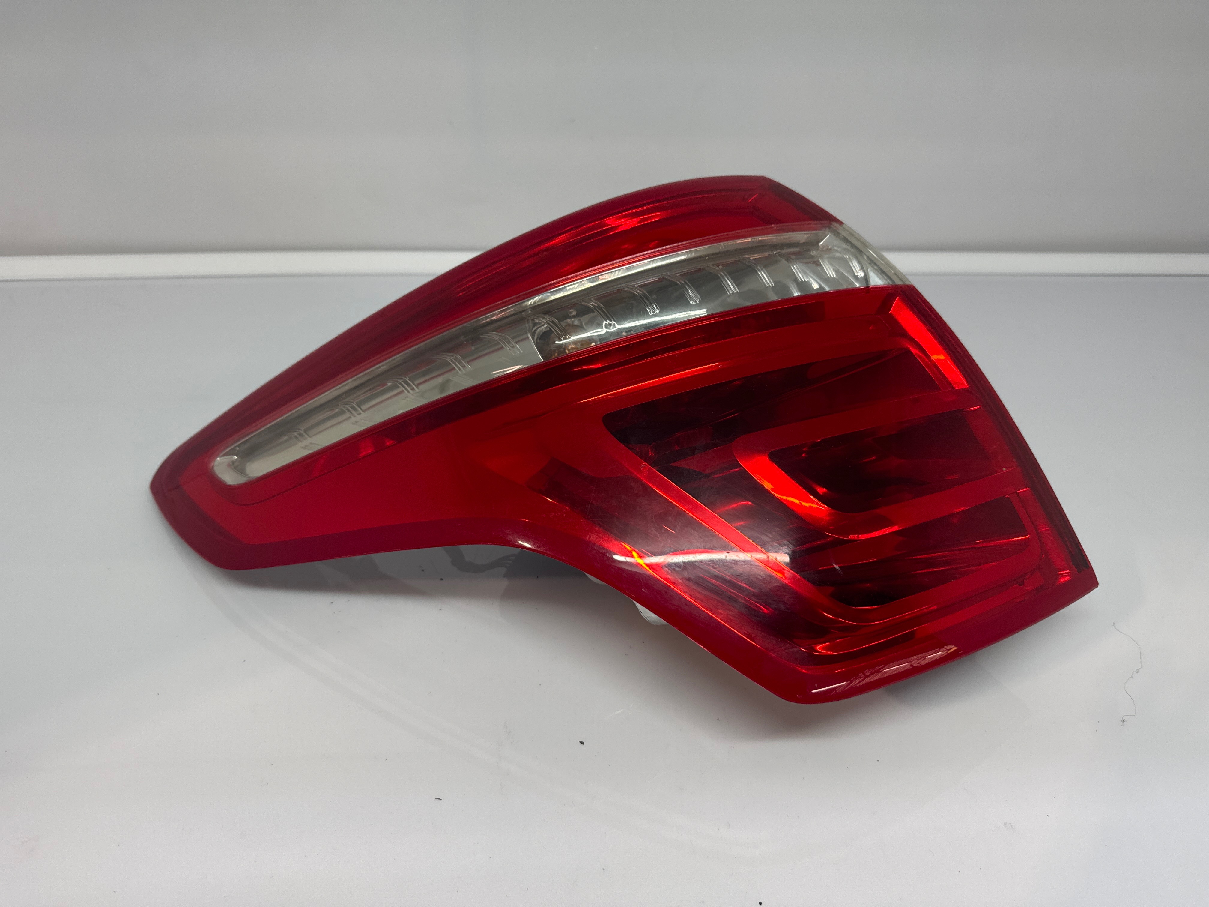 Feu arriere principal gauche (feux) citroen c4 picasso 1