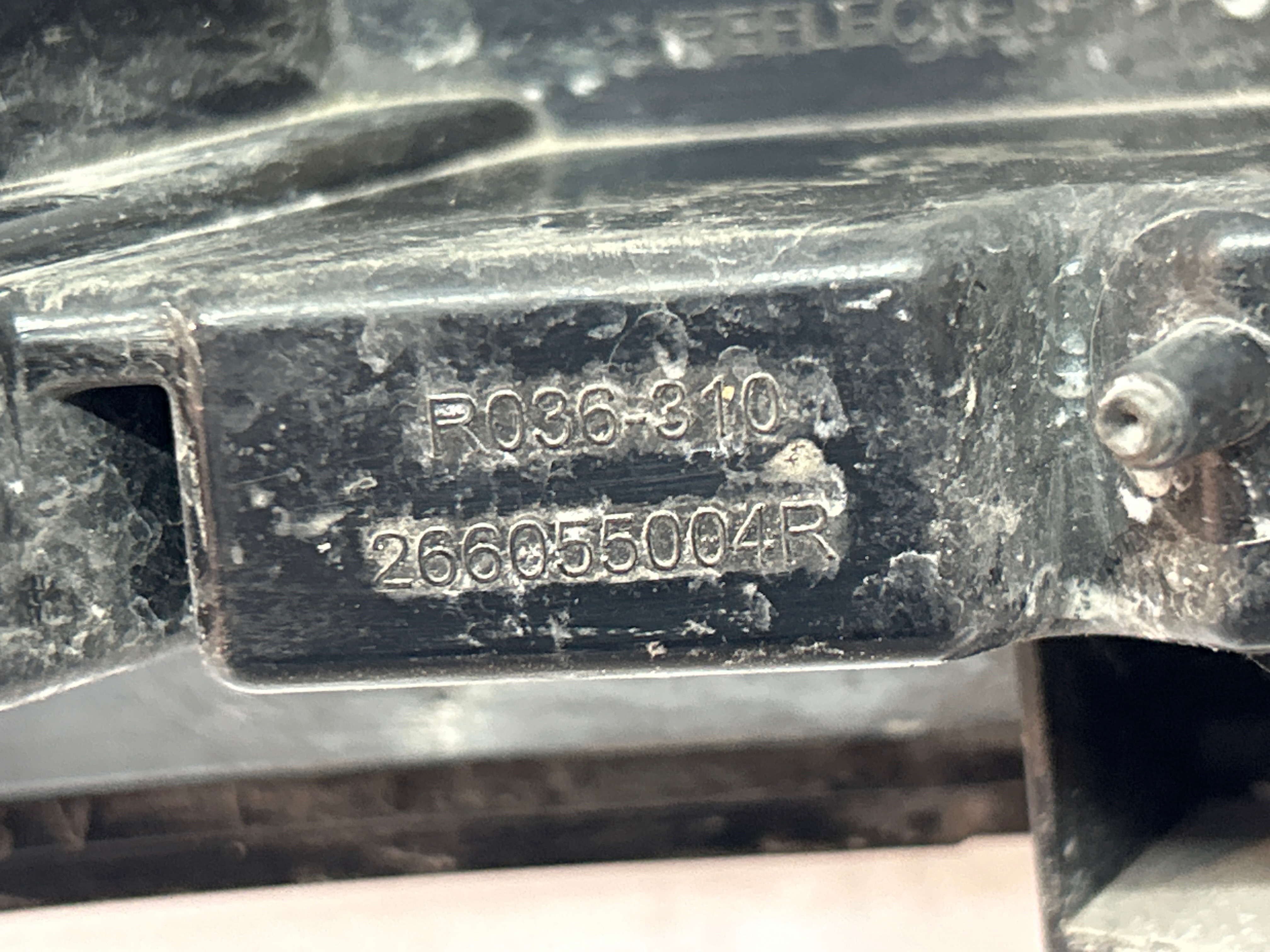 Feu diurne avant gauche renault scenic 3 phase 3