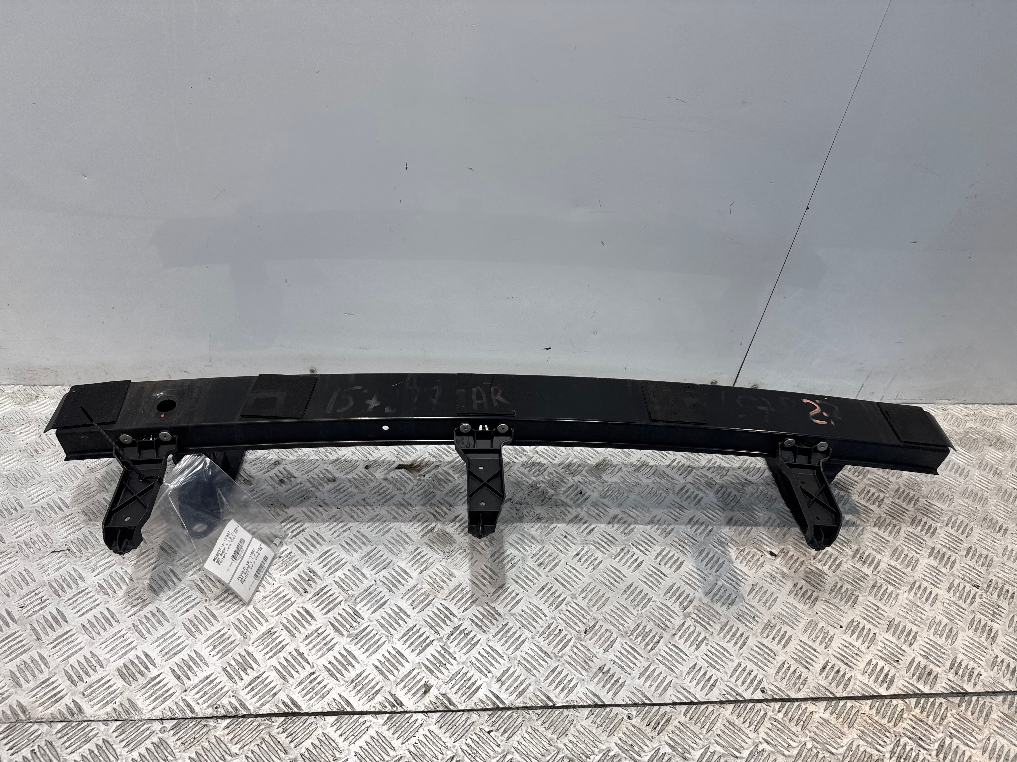 Renfort pare choc arriere (traverse) peugeot 207 phase 1