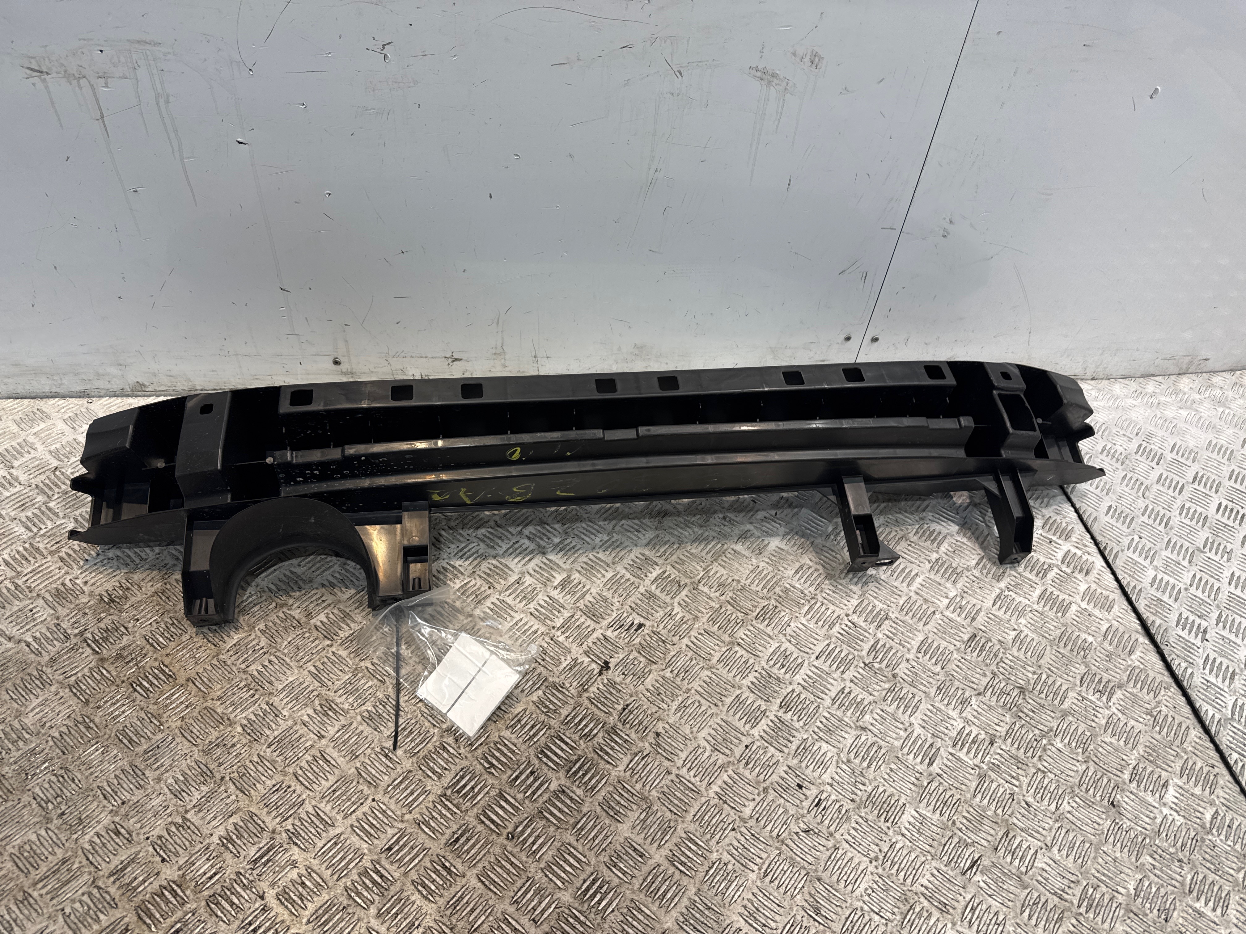 Renfort pare choc arriere (traverse) renault clio 5 phase 2