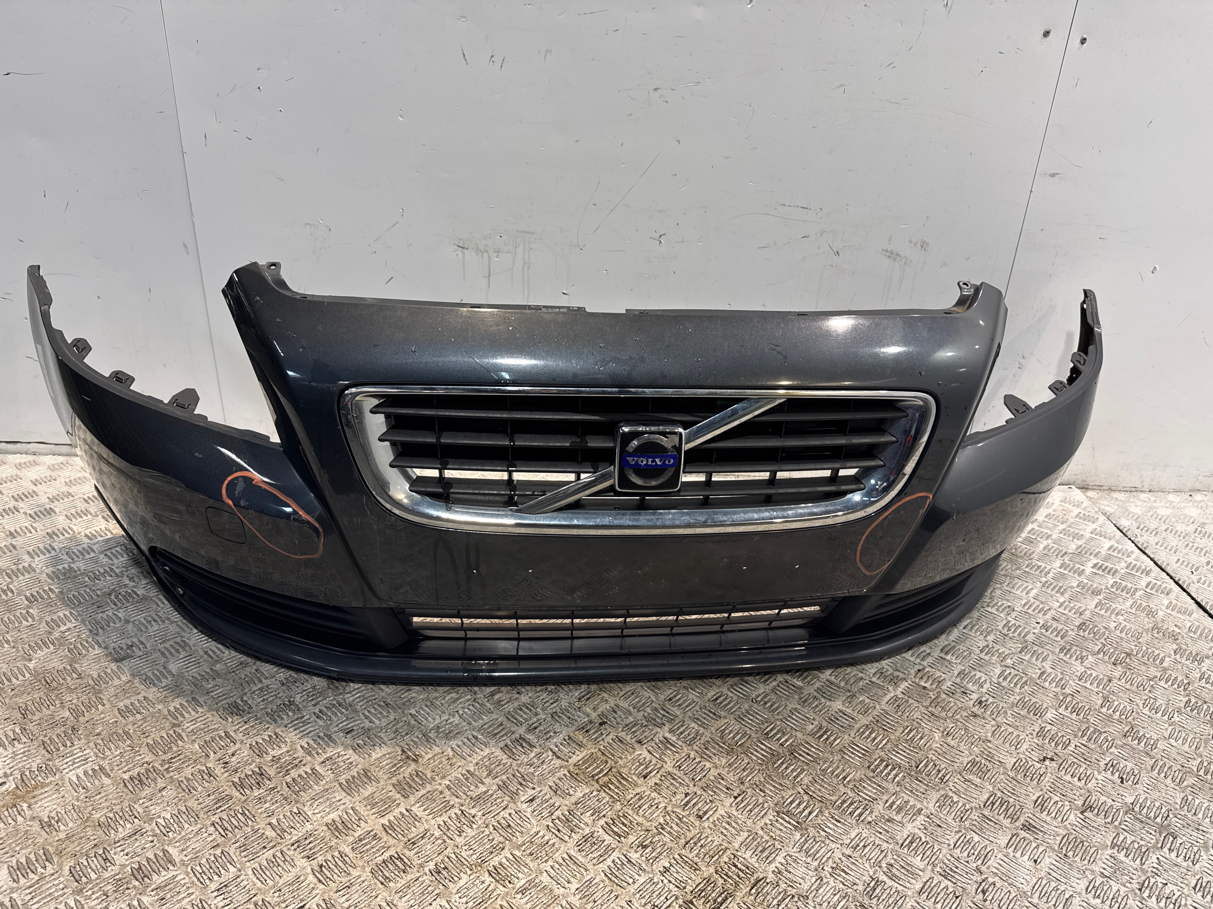 Pare choc avant volvo s 40 2 phase 2