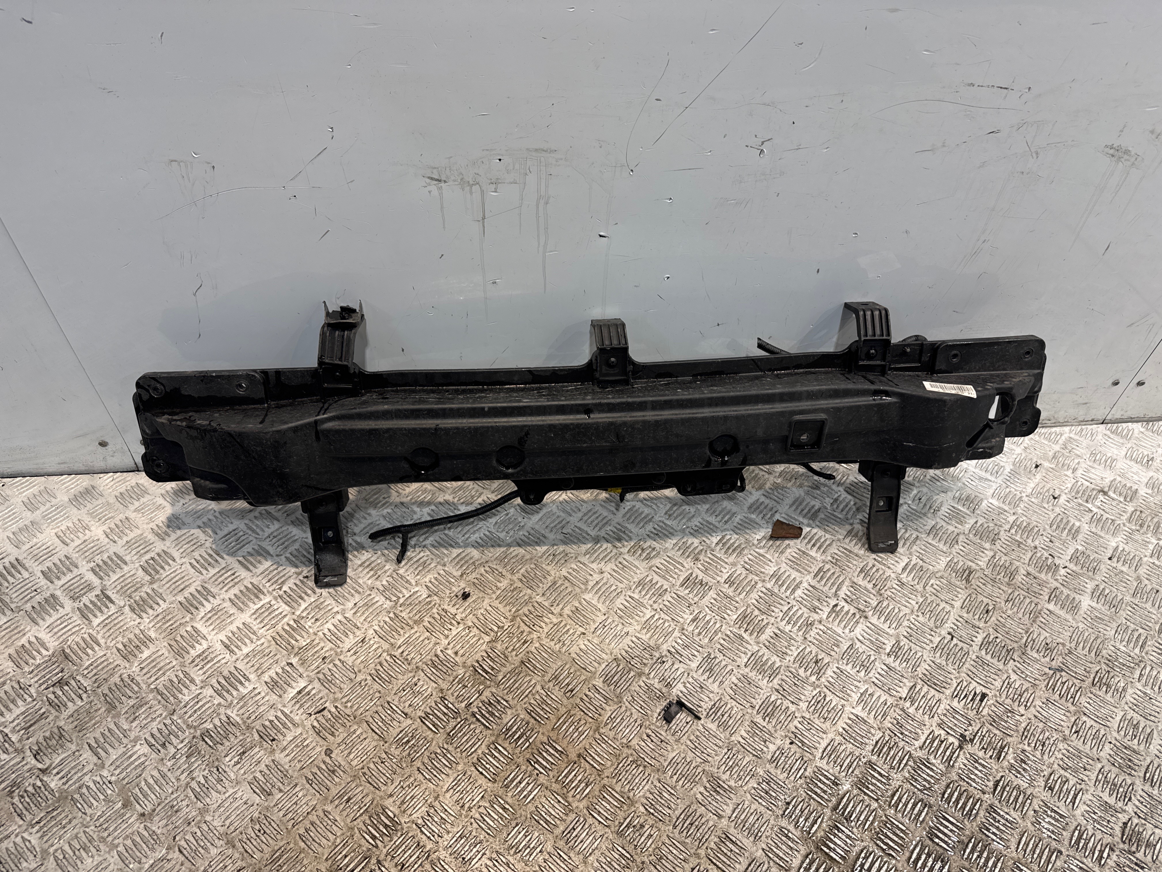 Renfort pare choc arriere (traverse) kia niro 1