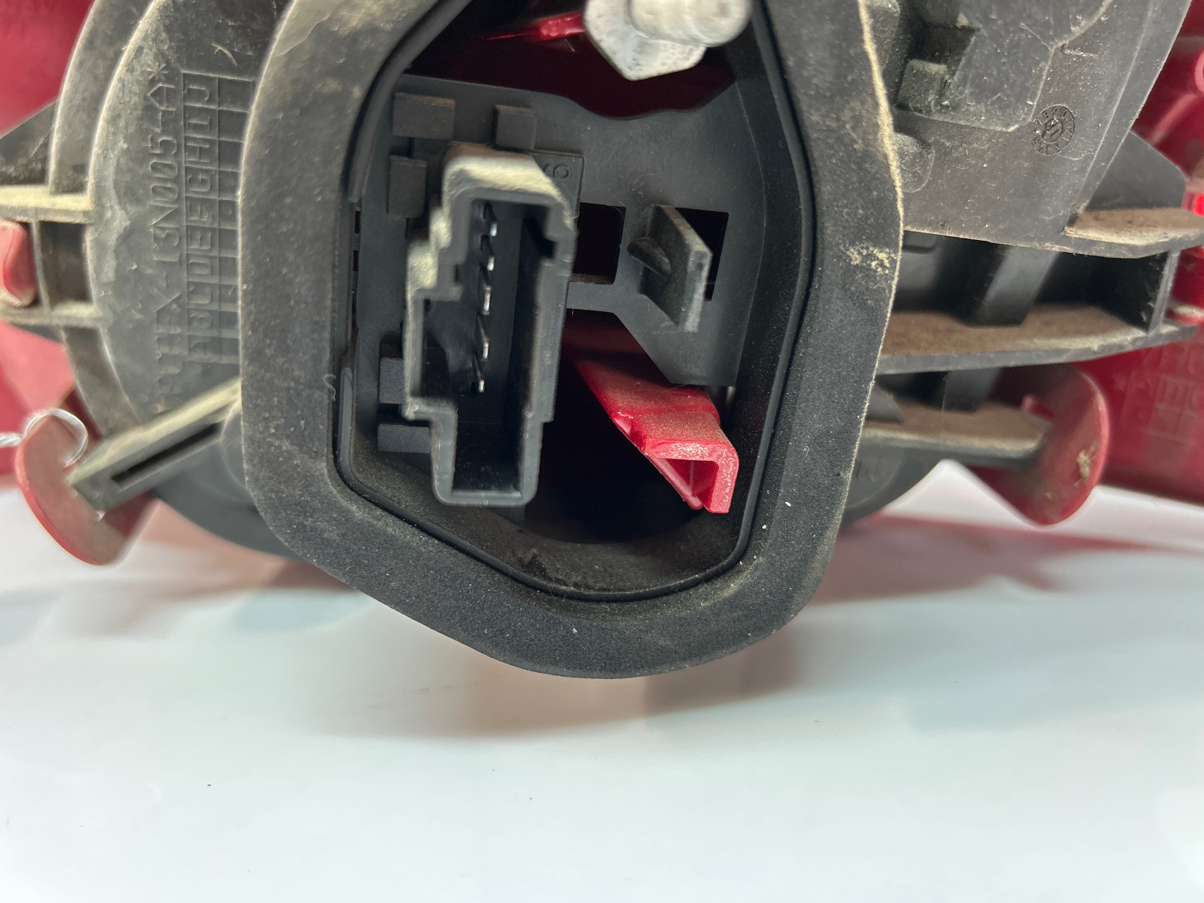 Feu arriere principal gauche (feux) peugeot 208 1 phase 1