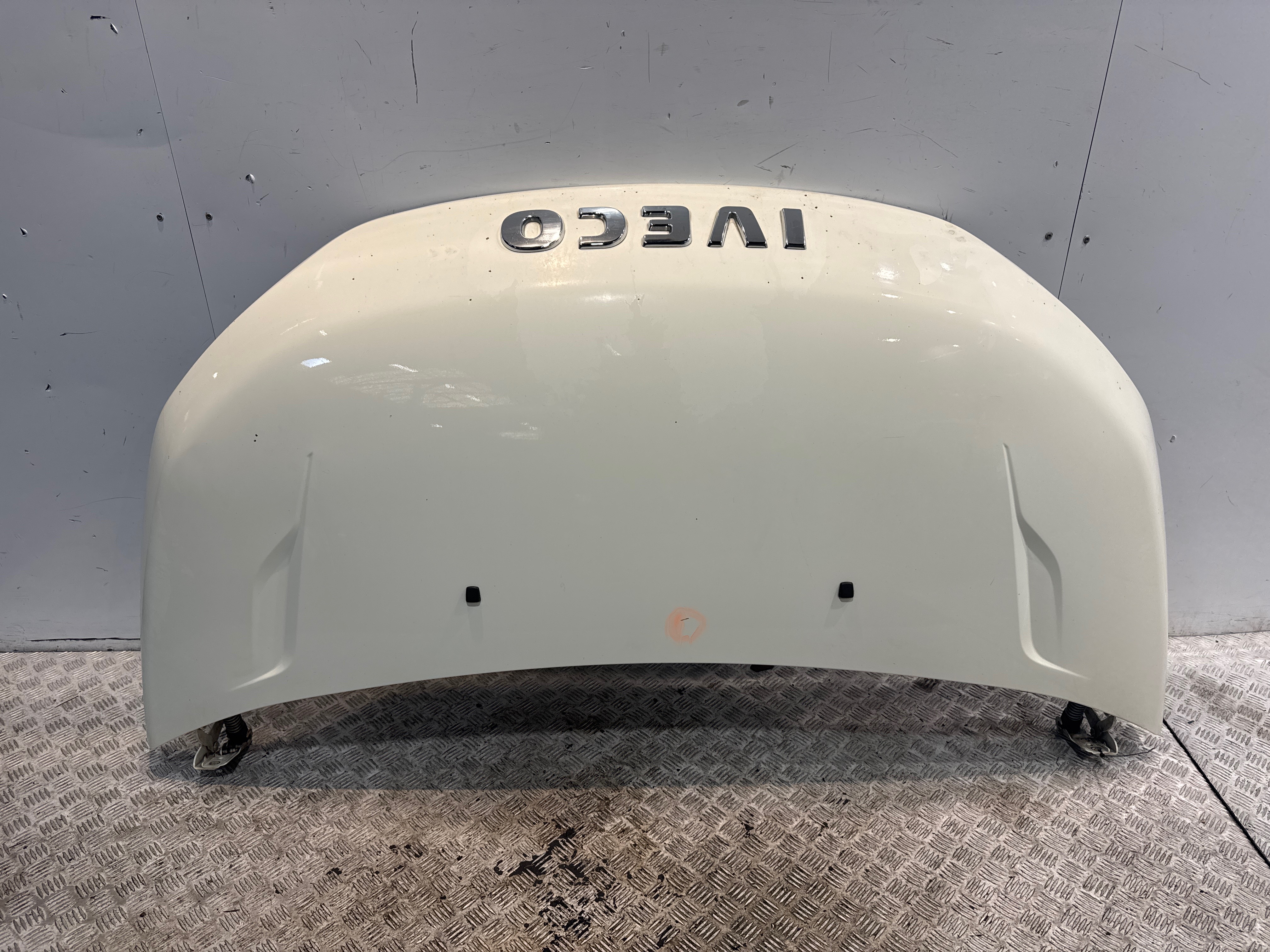 Capot iveco daily 6 phase 1