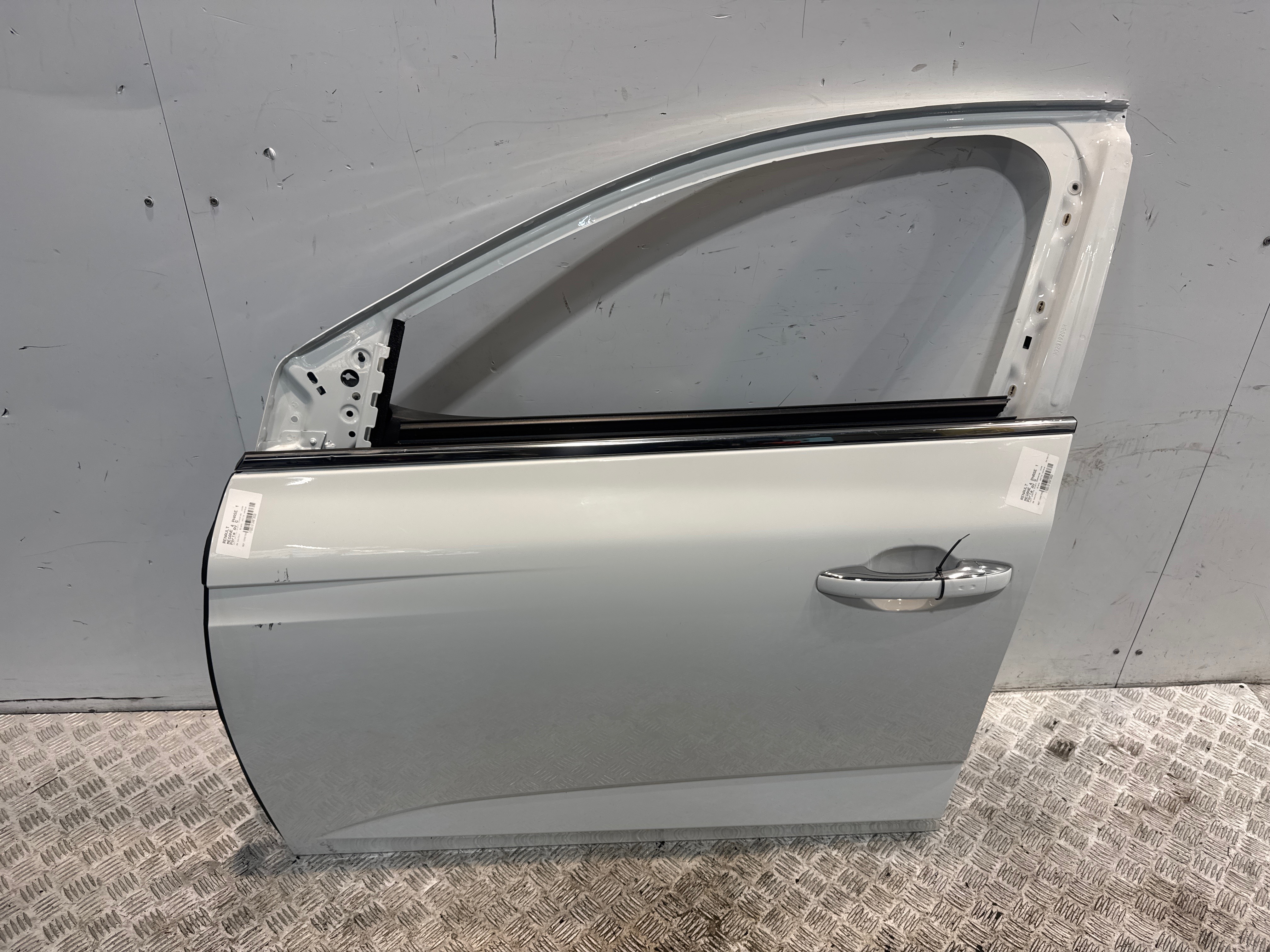 Porte avant gauche renault megane 4 phase 1