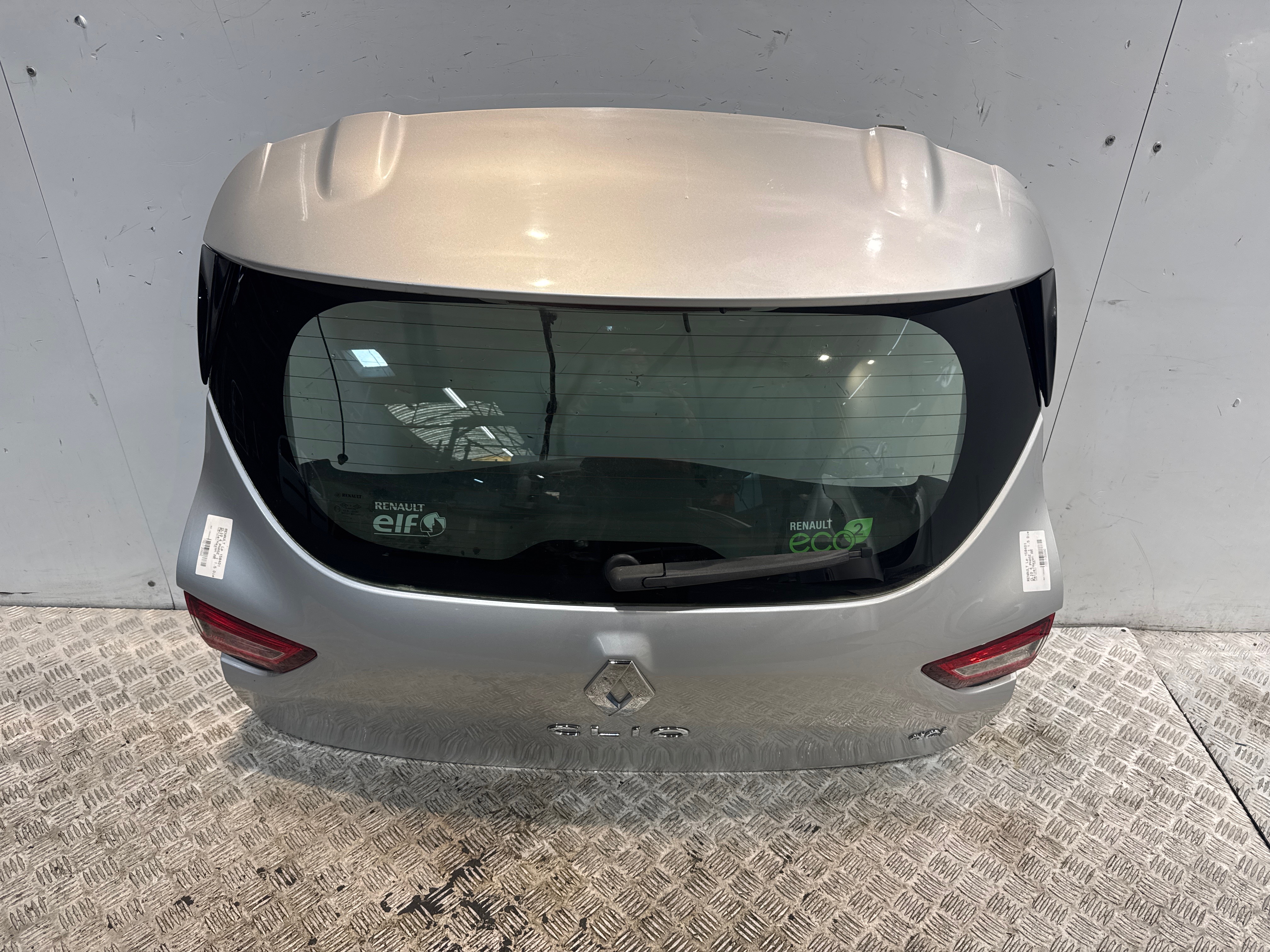 Malle/Hayon arriere renault clio 4 phase 1