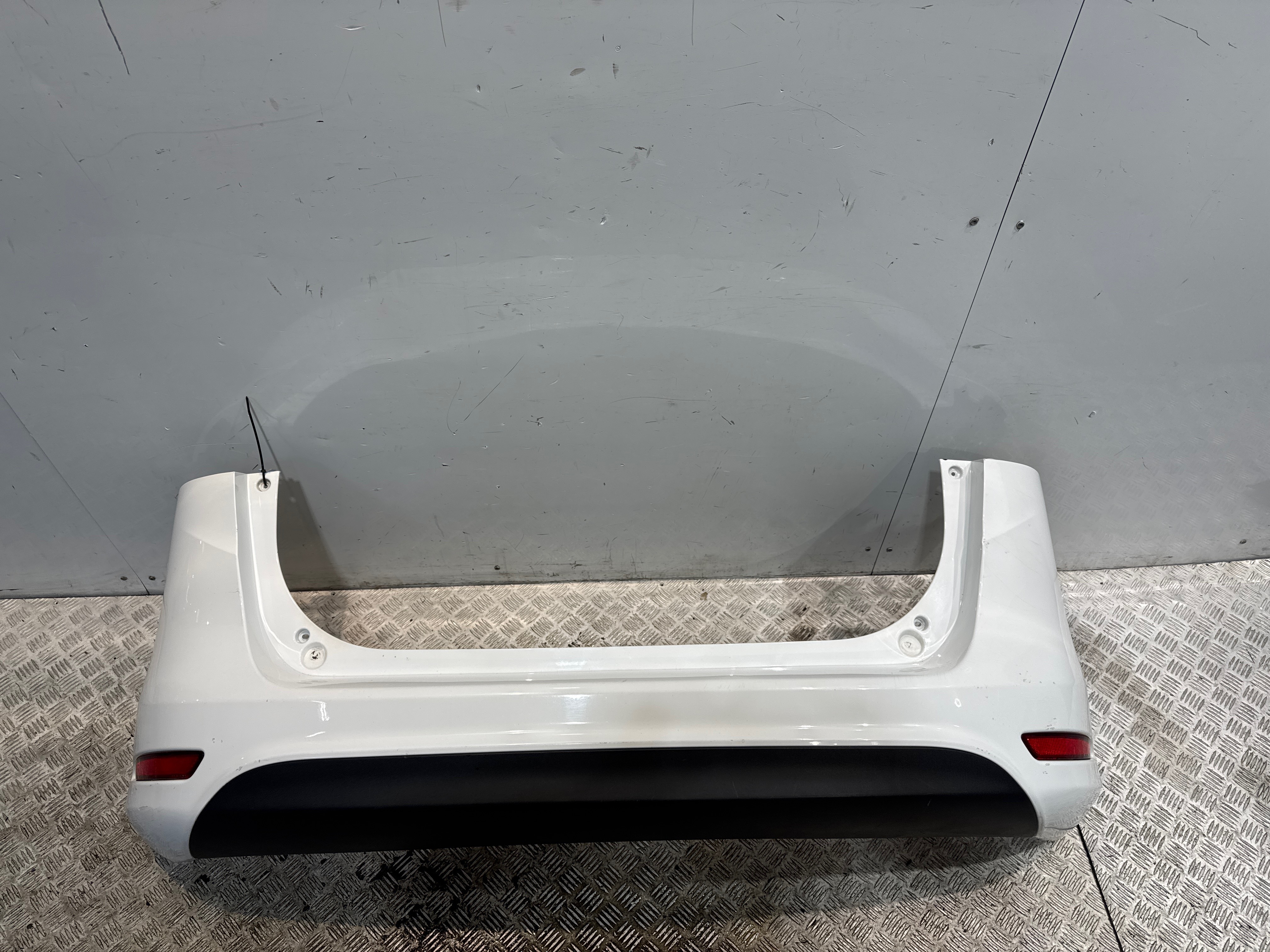 Pare choc arriere ford b-max