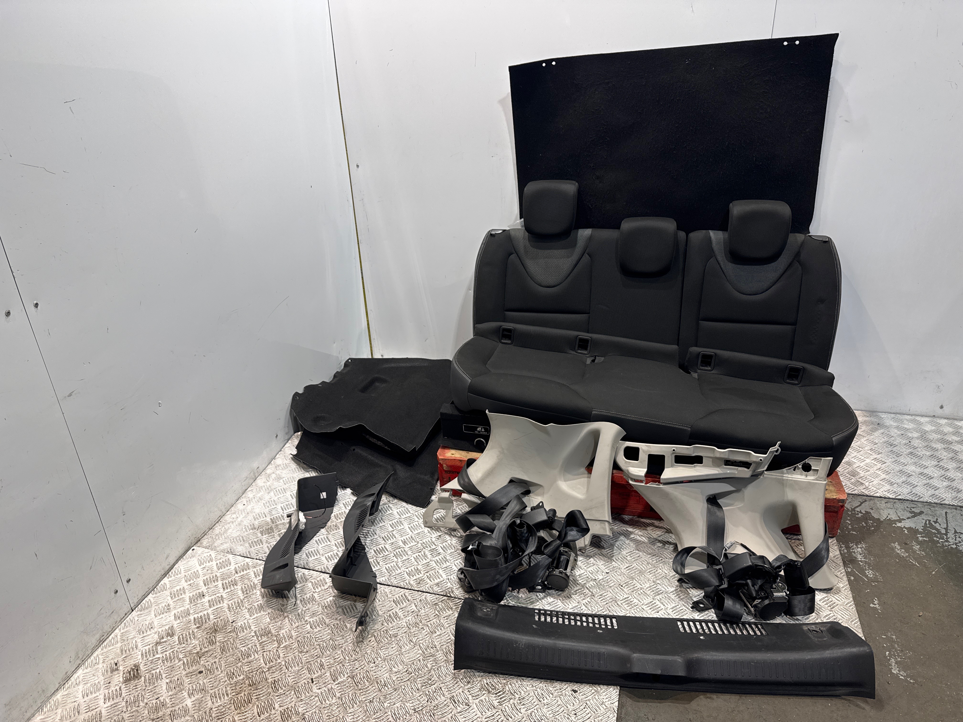 Banquette arriere (KIT DERIV VP) renault clio 4 phase 1