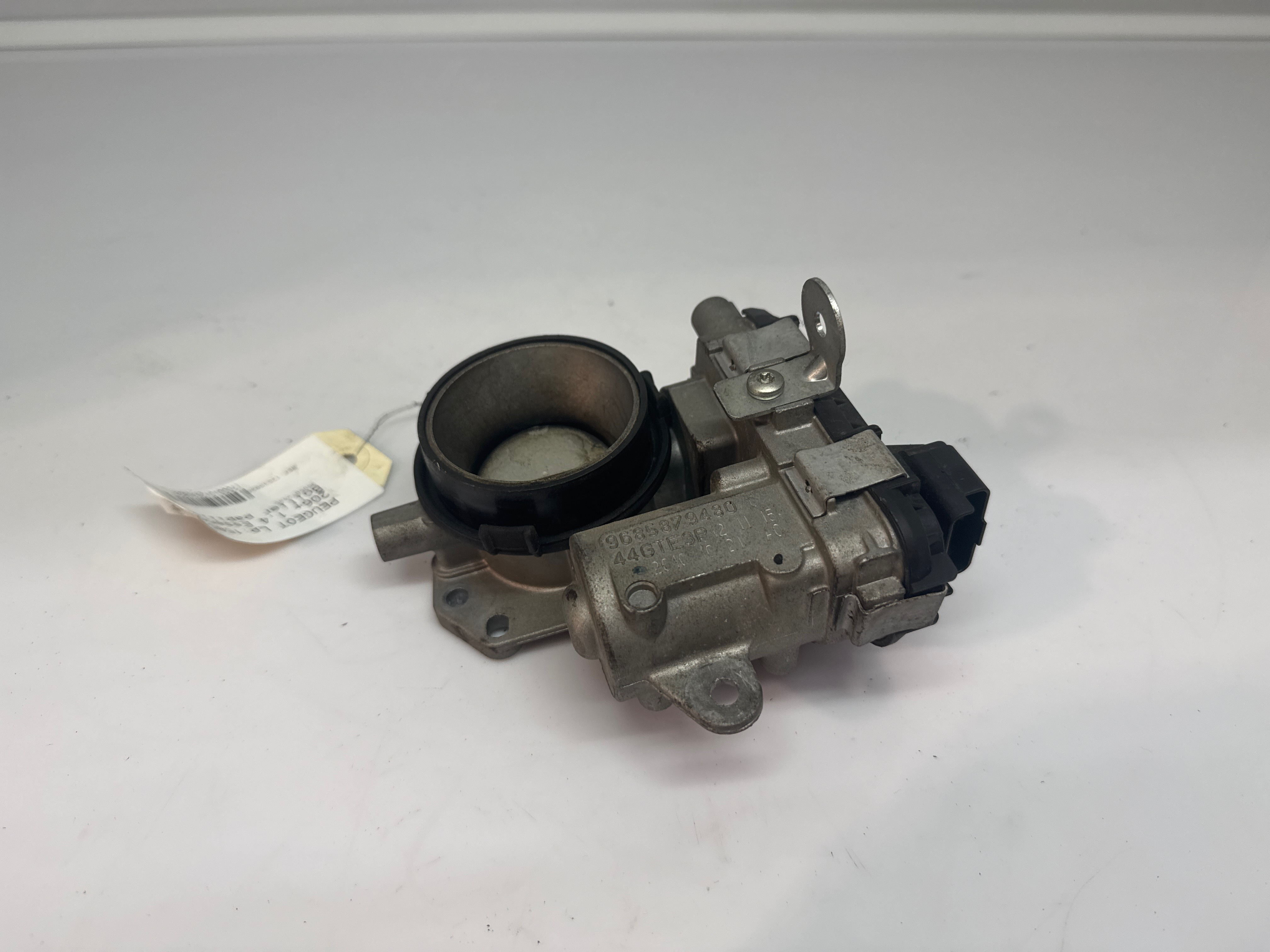 Boitier papillon peugeot 206+