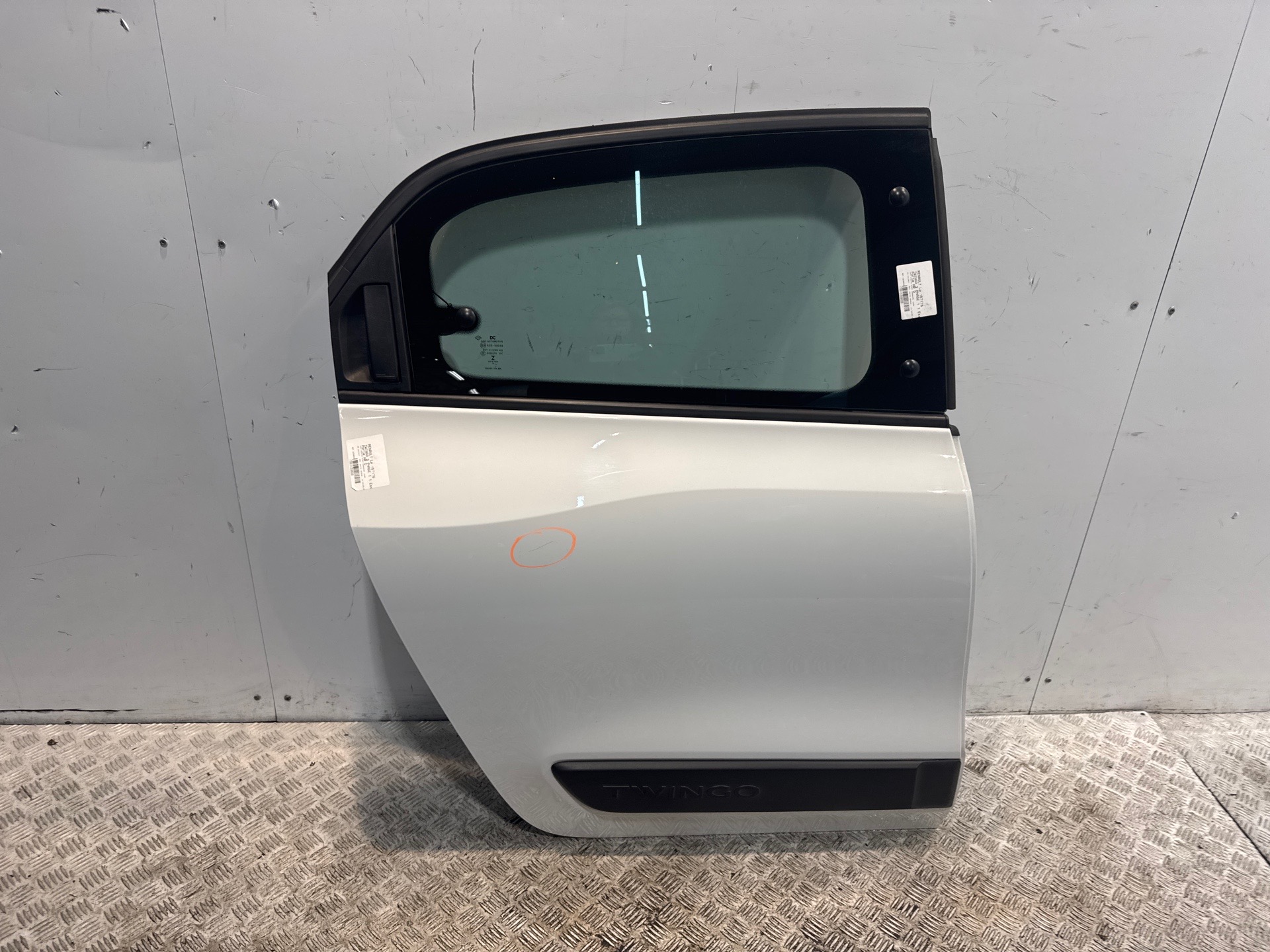 Porte arriere droit renault twingo 3 phase 1