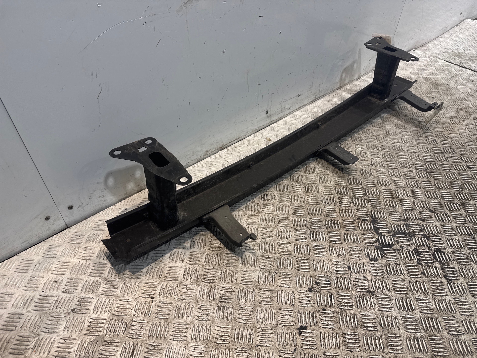 Renfort pare choc avant (traverse) renault twingo 3 phase 1