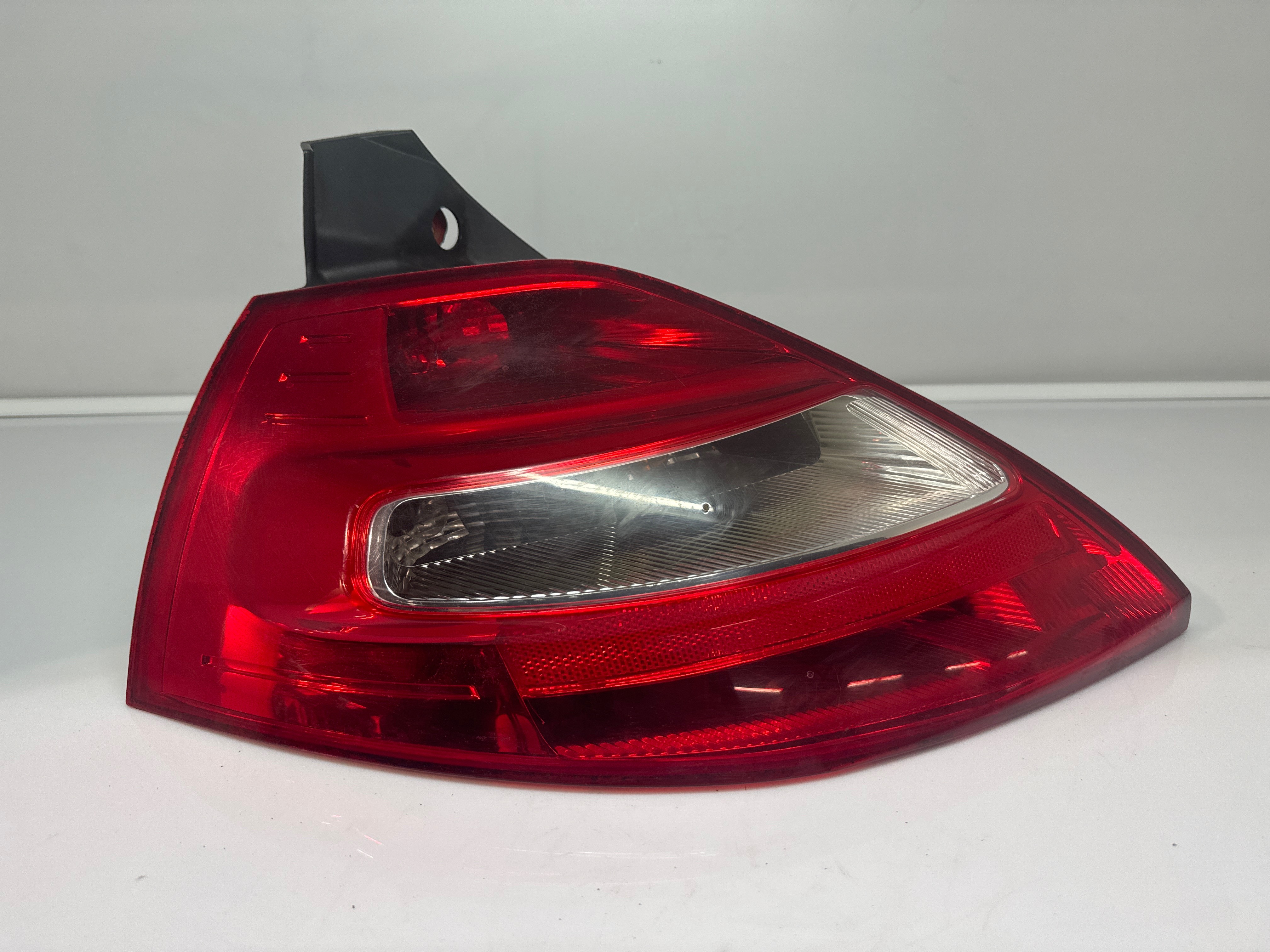 Feu arriere principal gauche (feux) renault megane 2 phase 2