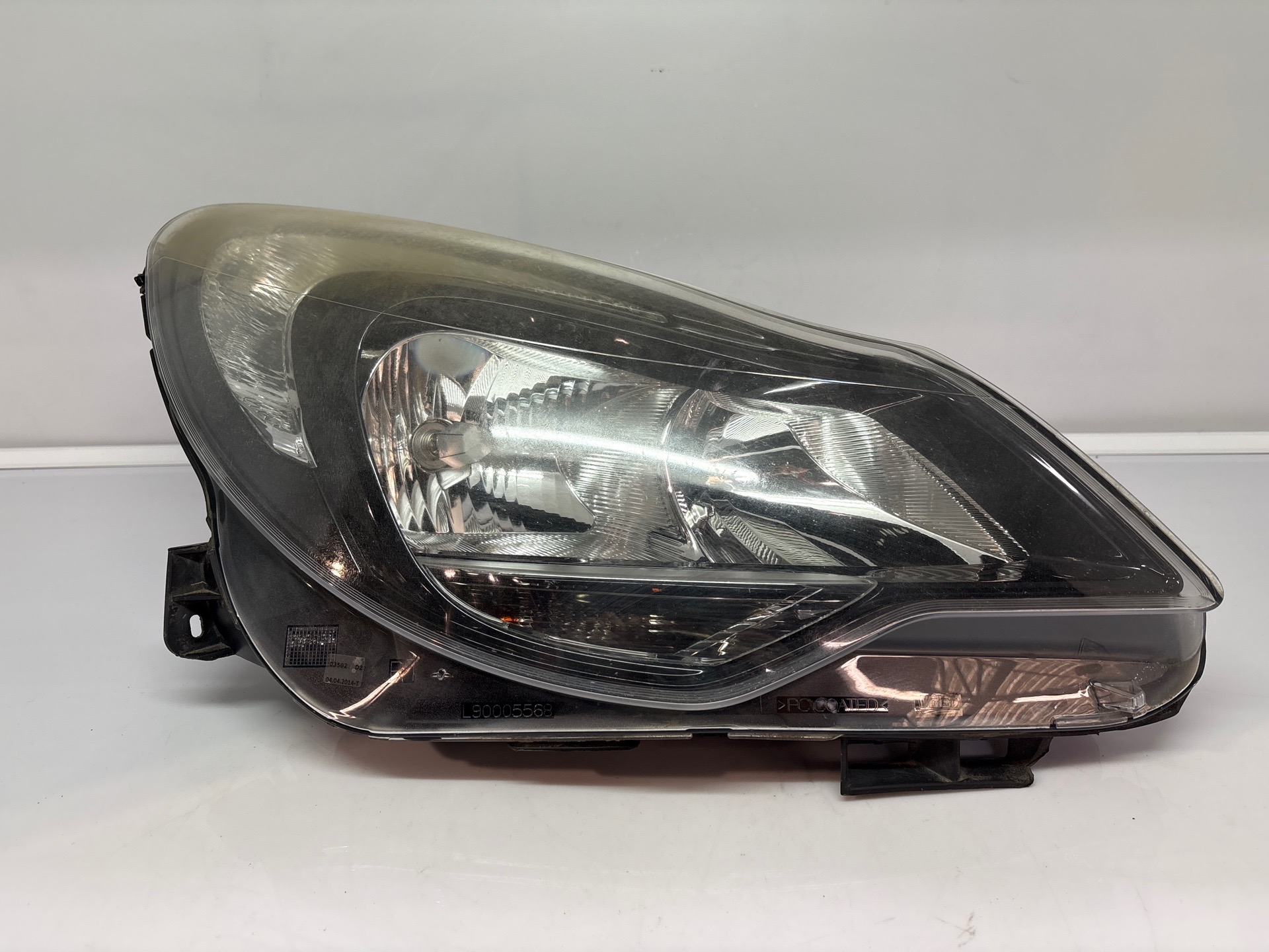 Optique avant principal droit (feux)(phare) opel corsa d phase 2