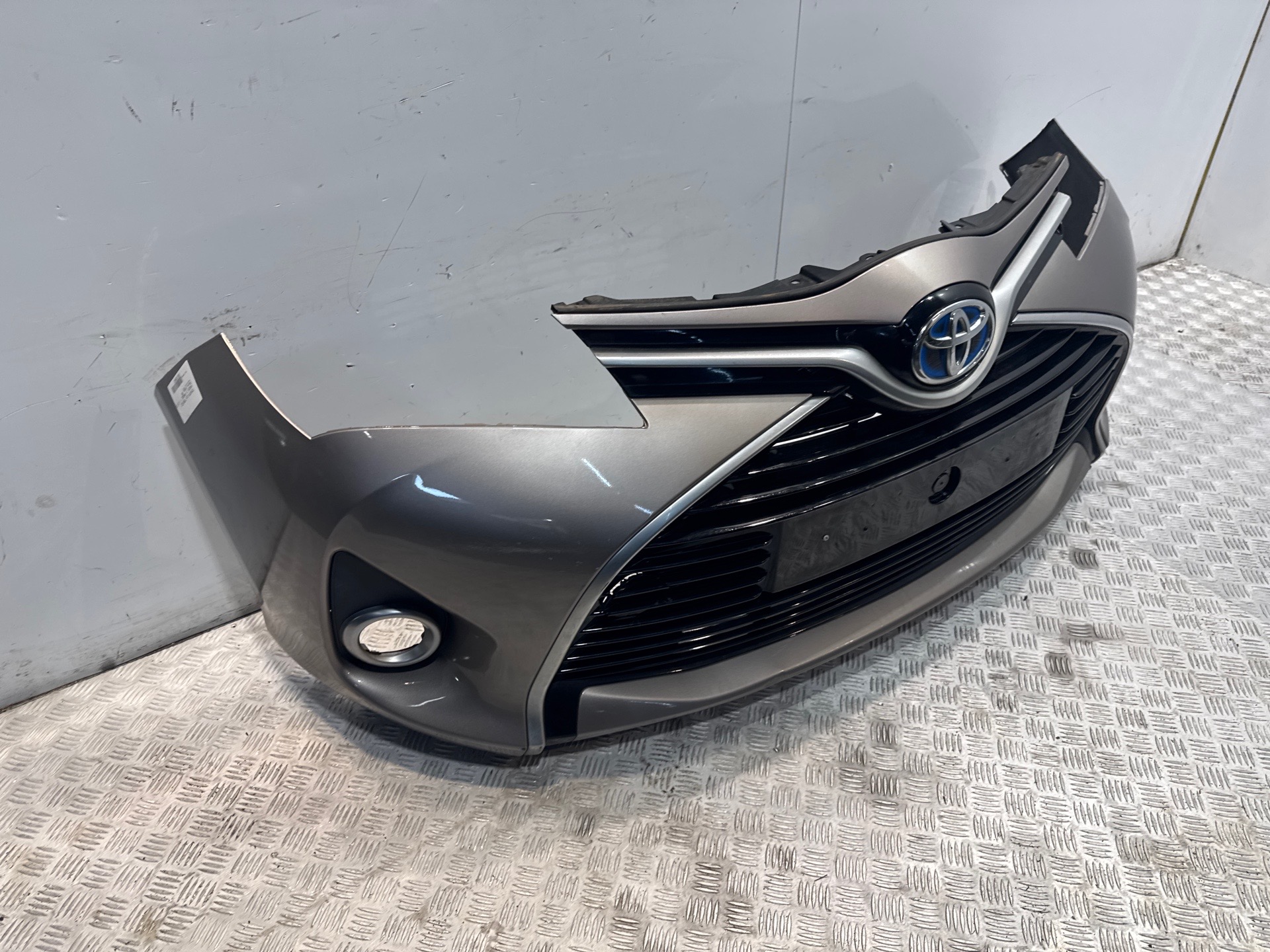 Pare choc avant toyota yaris 3 phase 1