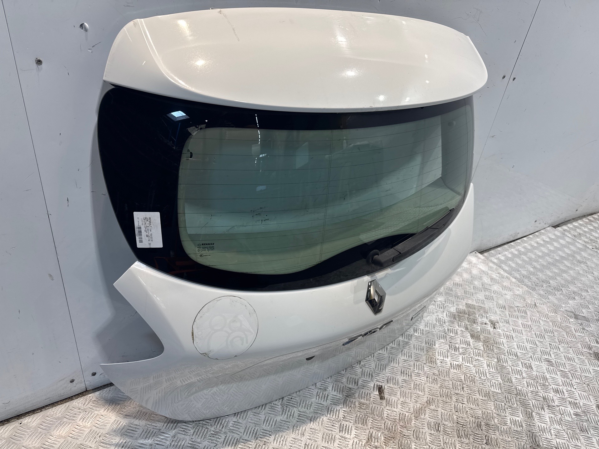 Malle/Hayon arriere renault zoe 1