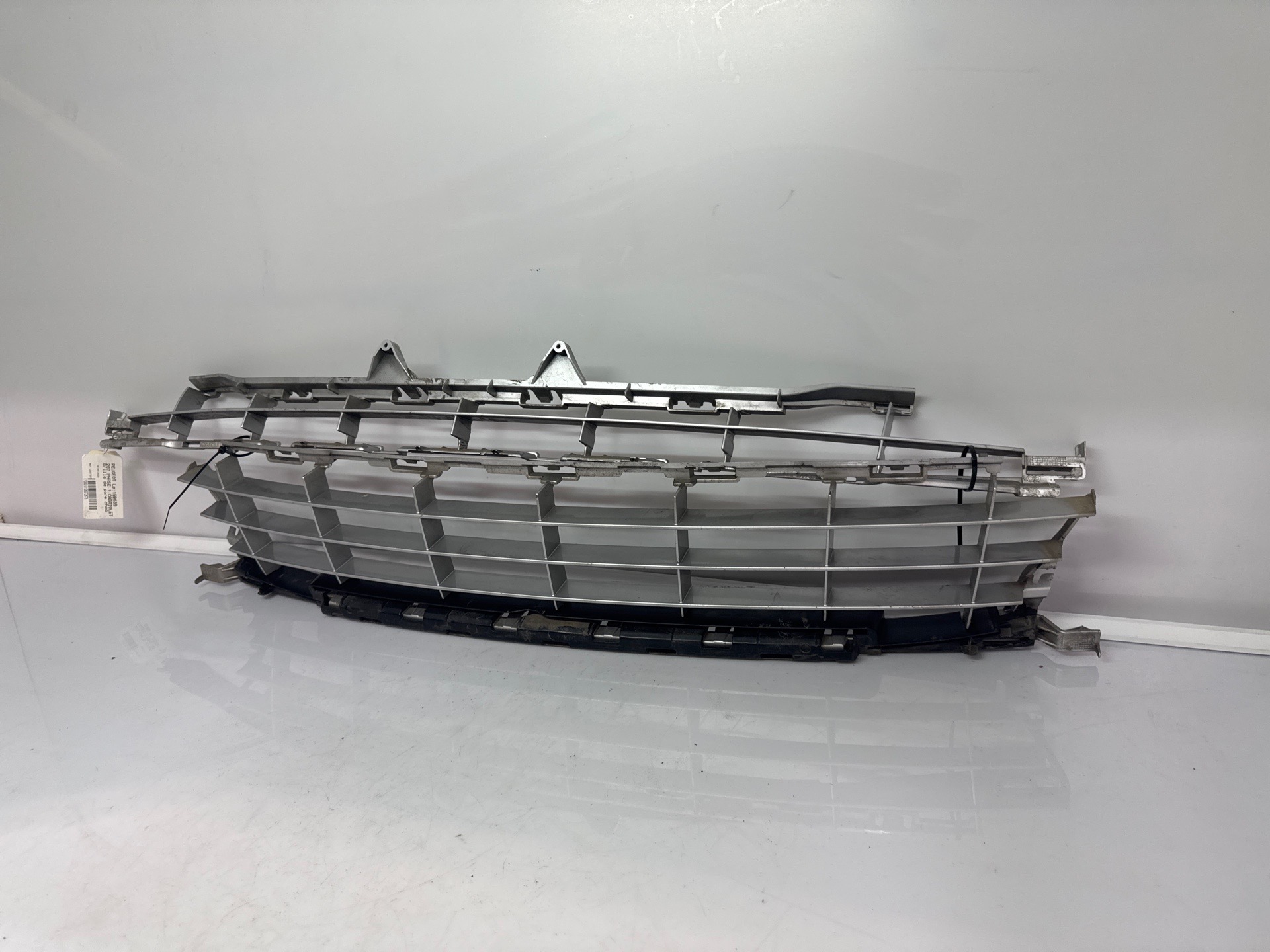 Grille de pare choc peugeot 207 phase 1 cabriolet