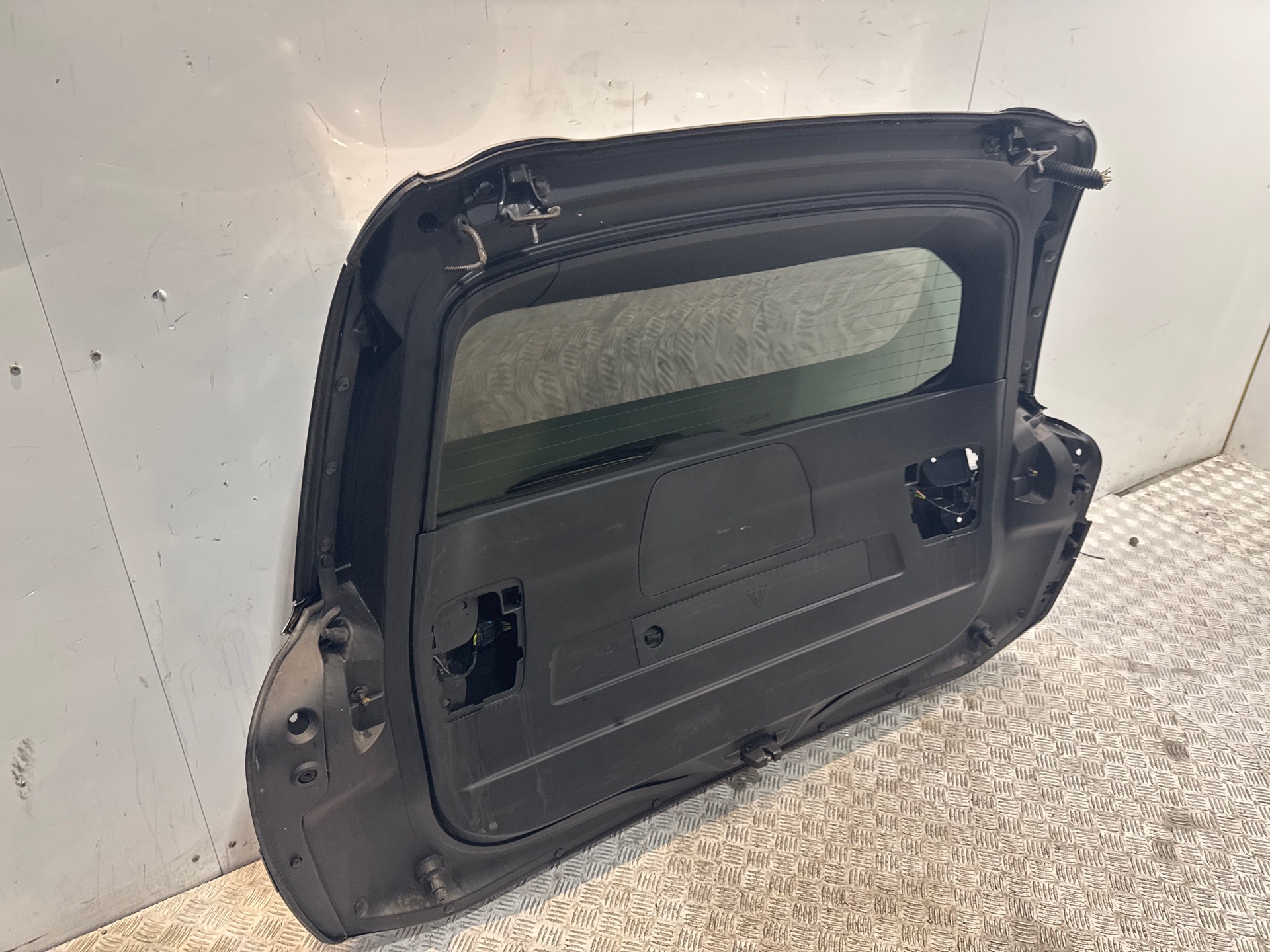 Malle/Hayon arriere citroen c4 grand picasso 2 phase 1