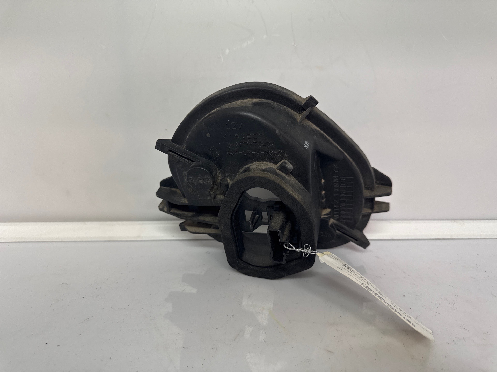 Platine feu arriere droit peugeot 208 1 phase 1
