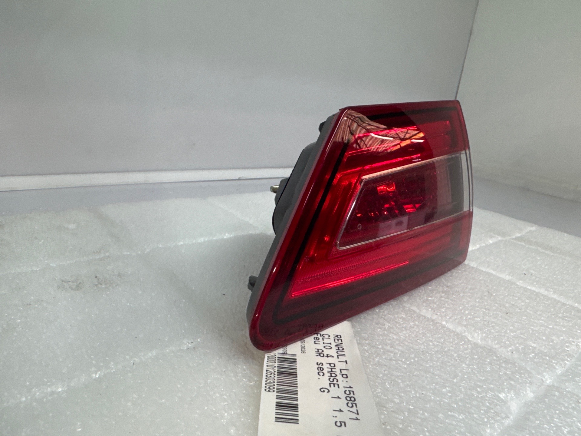 Feu arriere secondaire gauche (feux) renault clio 4 phase 1