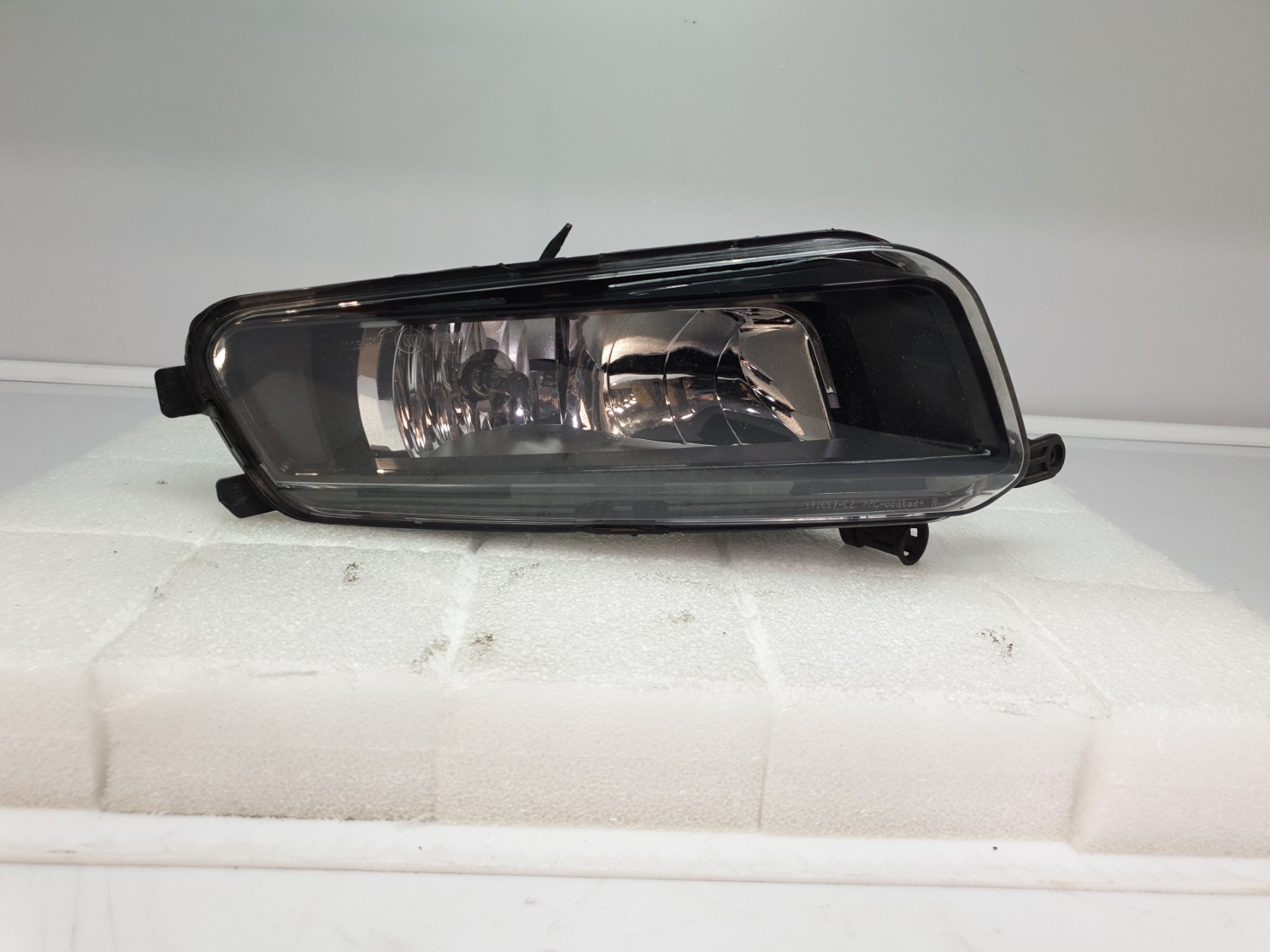 Anti brouillard droit (feux) volkswagen sharan 2 phase 2