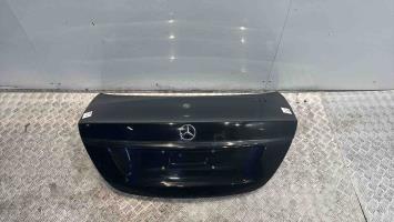 Malle/Hayon arriere mercedes classe e 213