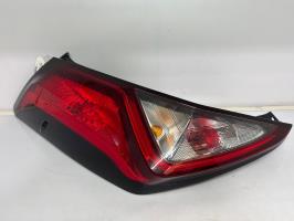 Feu arriere principal gauche (feux) toyota aygo 2 phase 2