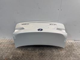 Malle/Hayon arriere lexus is 3 phase 1