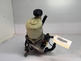 Pompe de direction dacia duster 1 phase 1