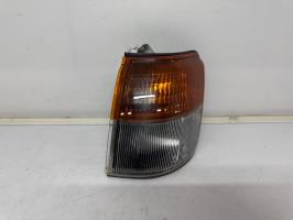 Optique avant secondaire gauche (feux)(clignotant) mitsubishi pajero 2 phase 2