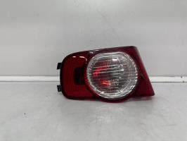 Feu de pare choc arriere gauche citroen c3 picasso phase 2