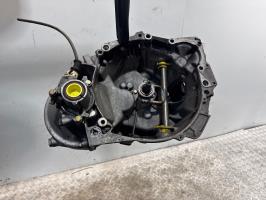 Boite de vitesses peugeot 205 phase 2