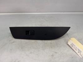 Interrupteur de leve vitre avant droit toyota corolla e21 phase 1 break