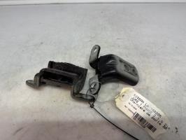 Charniere de porte arriere droit nissan juke 1 phase 2