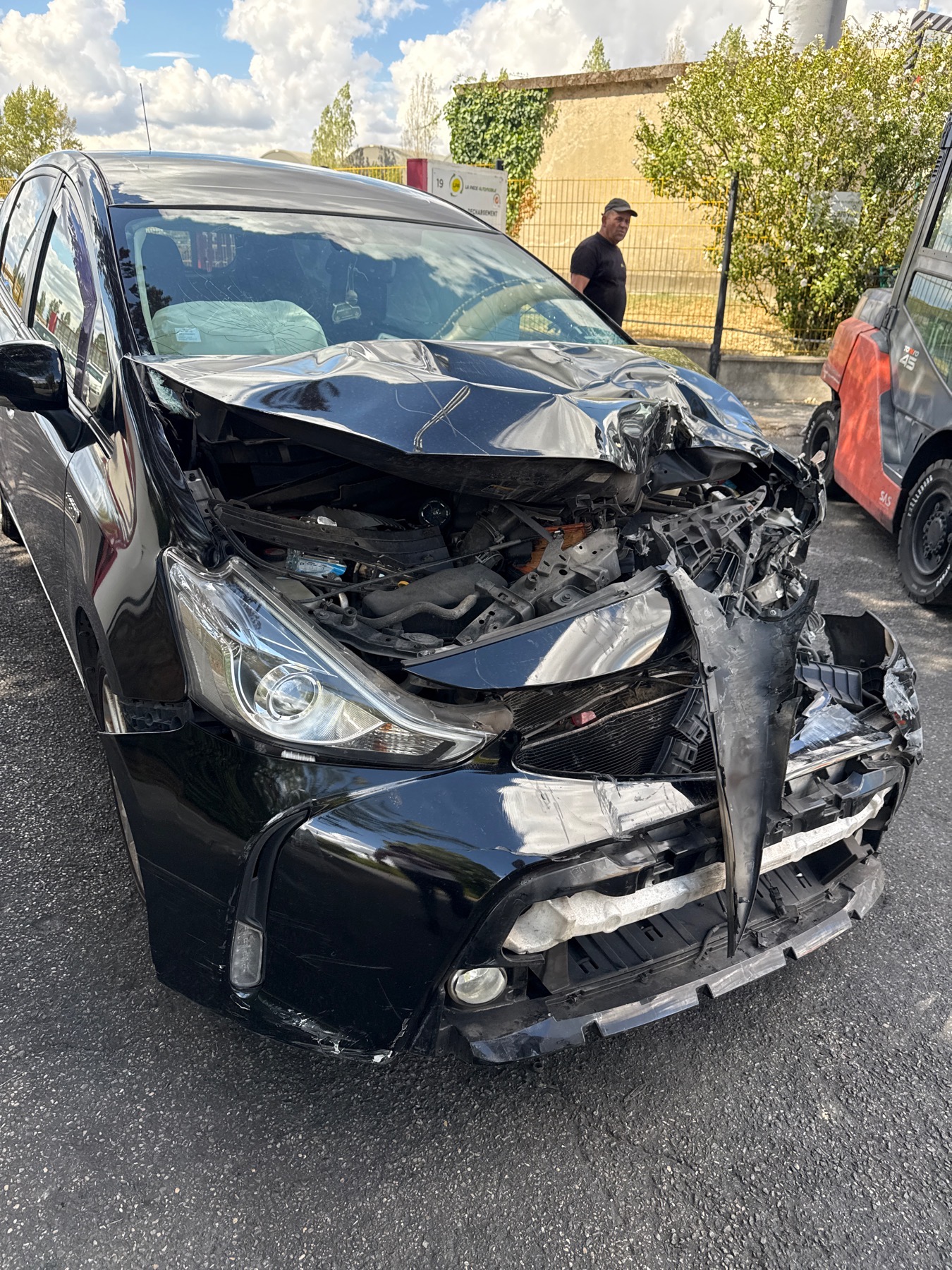Anti brouillard droit (feux) toyota prius+