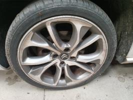 Foto pieza de coche