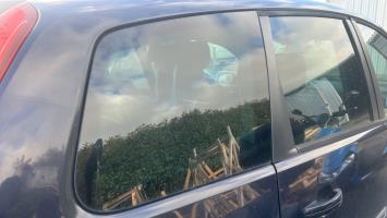 Foto pieza de coche