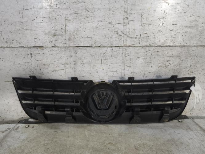 Calandre VOLKSWAGEN POLO 4 PHASE 1 Essence | Dubourg Automobiles