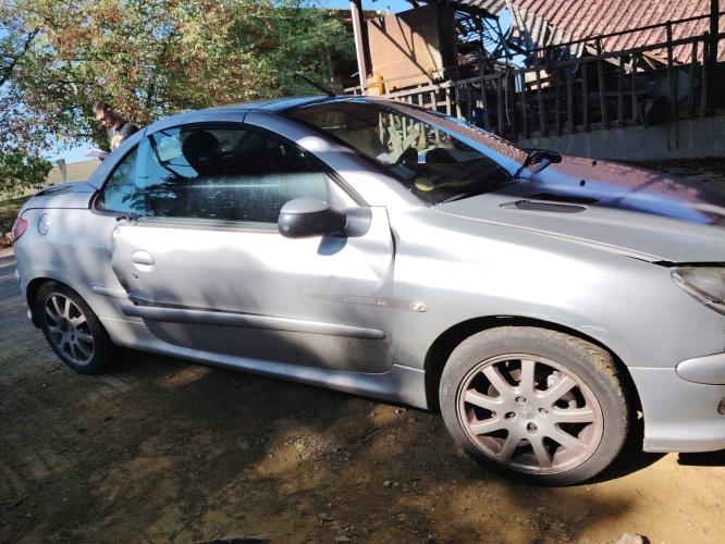 Face avant PEUGEOT 206 PHASE 2 CABRIOLET Essence | Dubourg Automobiles